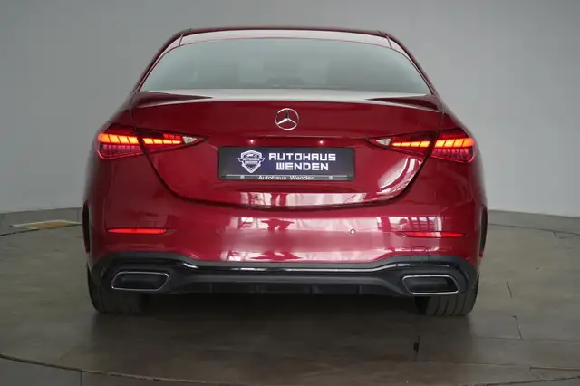 Mercedes-Benz C-Class view 5