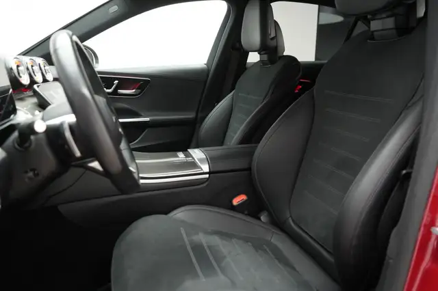 Mercedes-Benz C-Class view 15