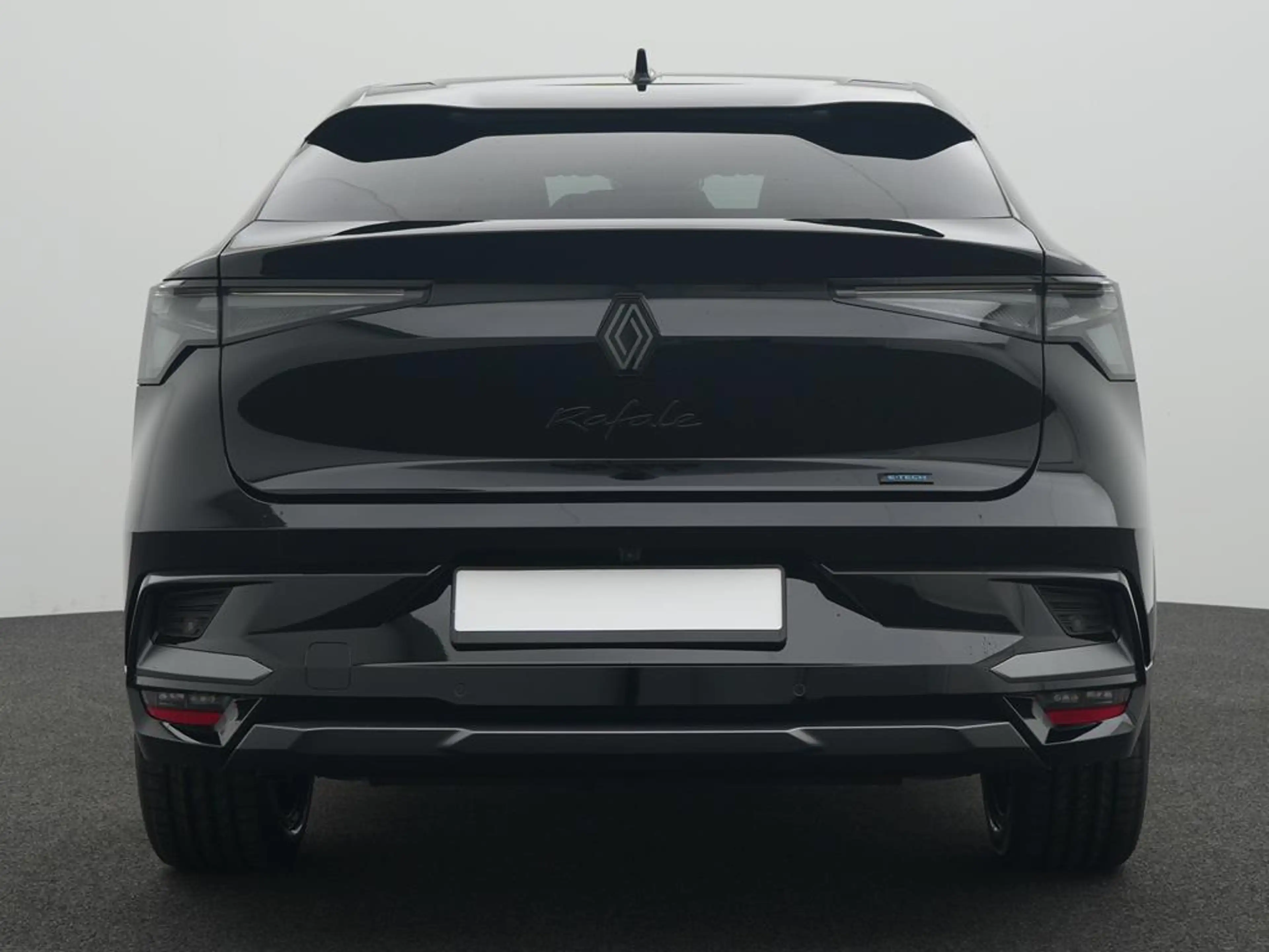 Renault Rafale Esprit Alpine E-Tech Plug in Hybrid 300 4x4 — photo 3