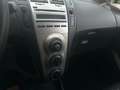 Toyota Yaris Cool 5 Türer/Klima/Elktr.Fenster/TÜV/8Fach Plateado - thumbnail 16