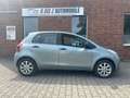 Toyota Yaris Cool 5 Türer/Klima/Elktr.Fenster/TÜV/8Fach Plateado - thumbnail 2