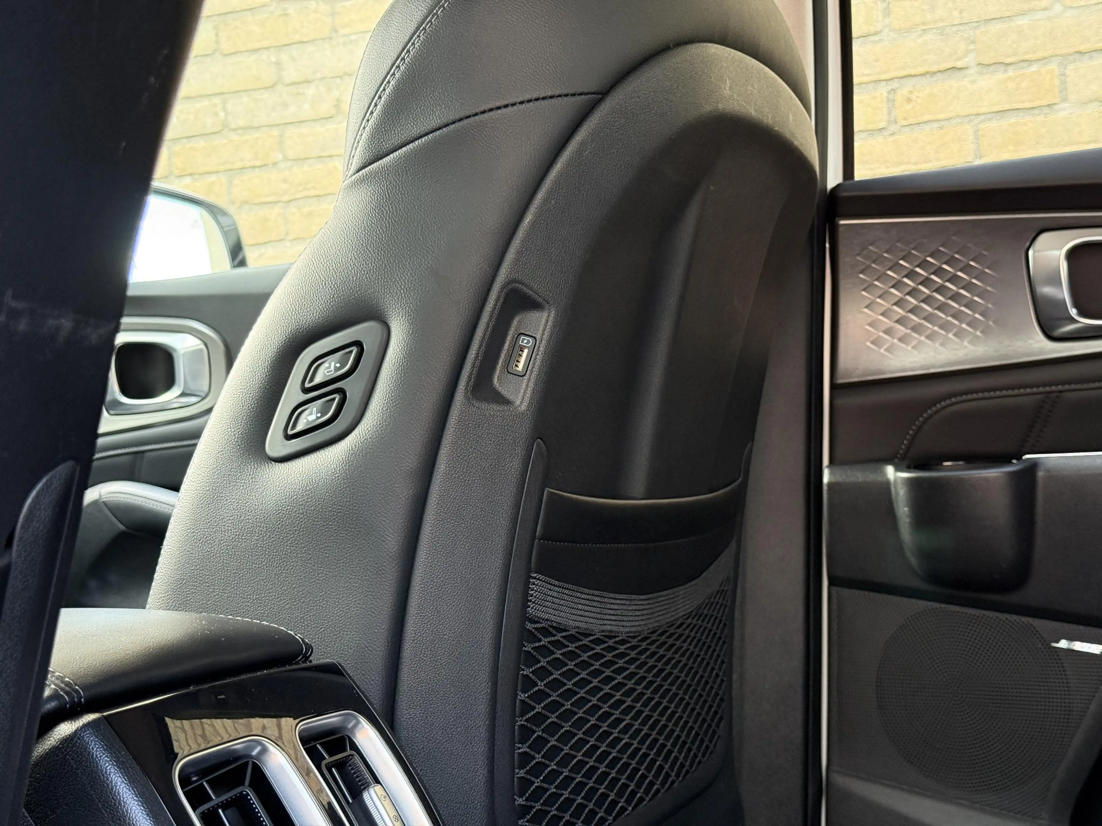 Kia Sorento 1.6 T-GDI Plug-in Hybrid 4WD DynamicPlusLine | 7-p — photo 48