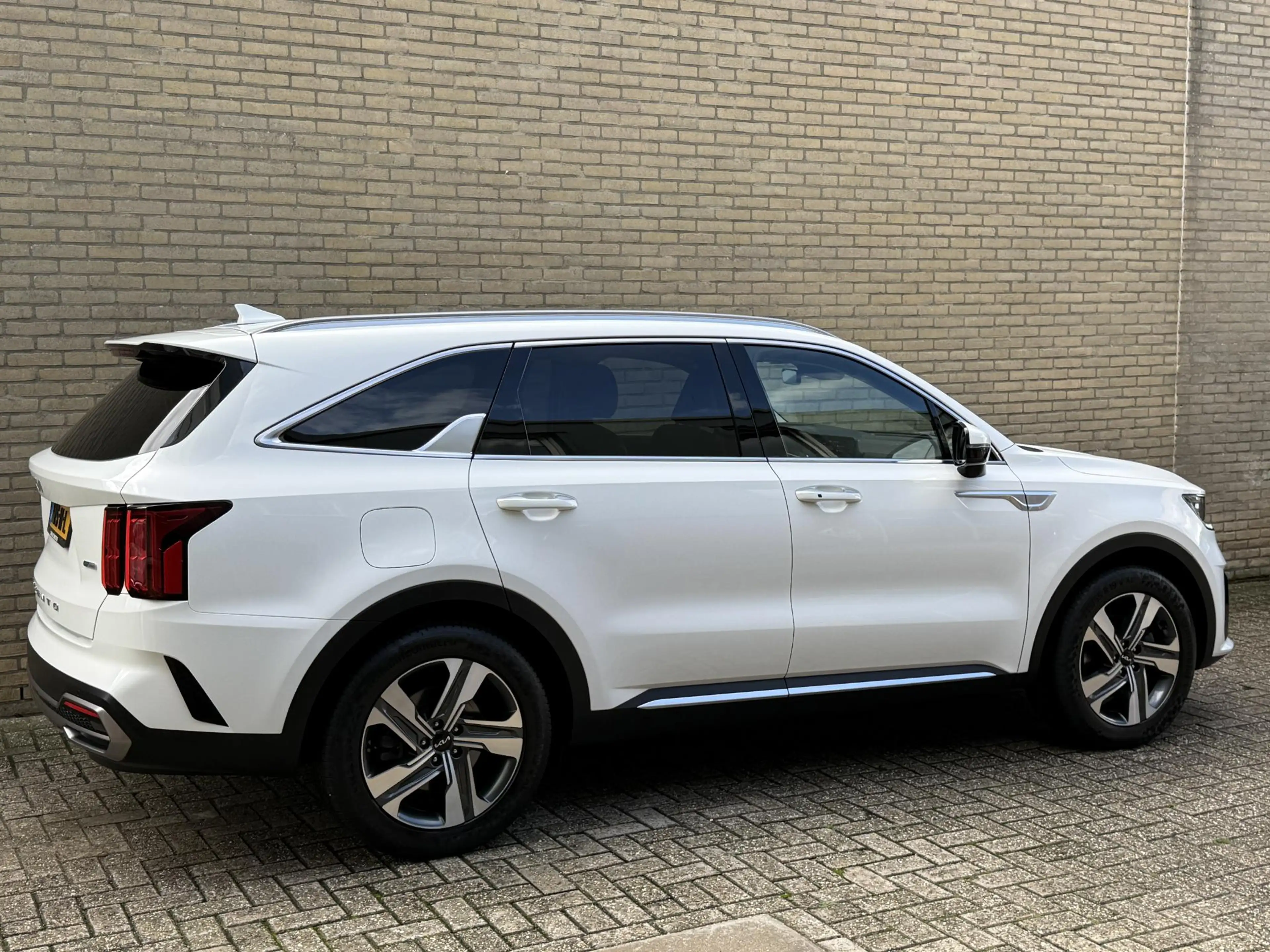 Kia Sorento 1.6 T-GDI Plug-in Hybrid 4WD DynamicPlusLine | 7-p — photo 37