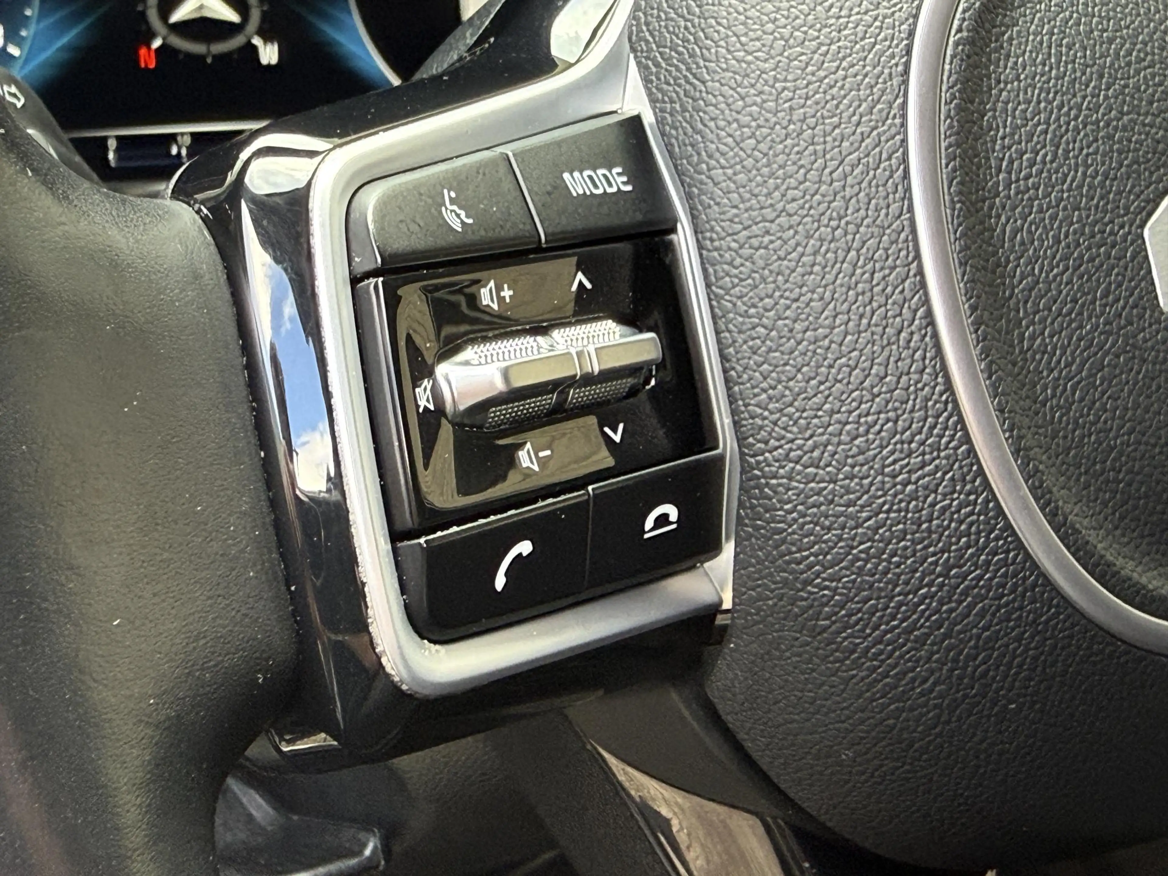 Kia Sorento 1.6 T-GDI Plug-in Hybrid 4WD DynamicPlusLine | 7-p — photo 26