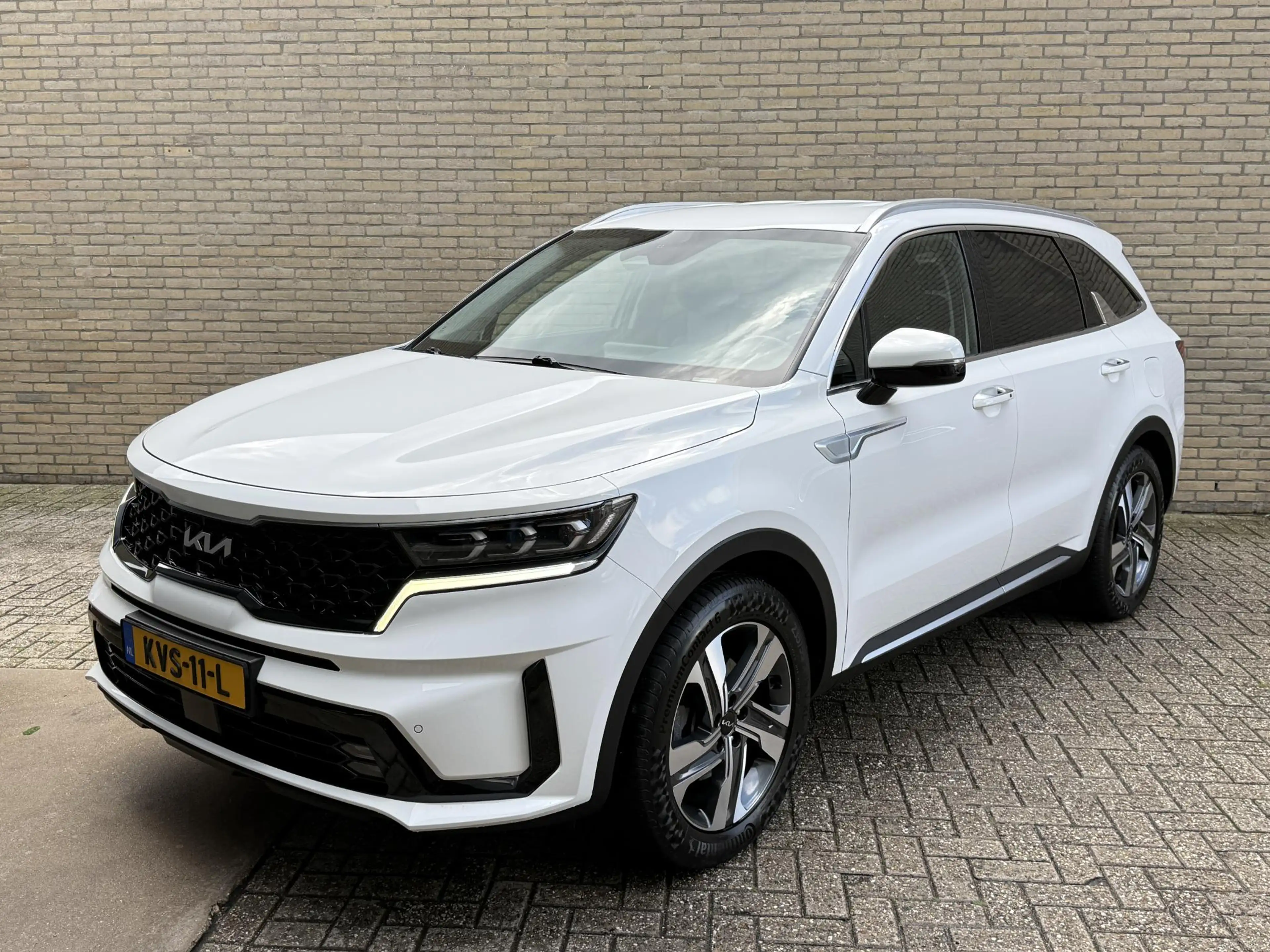 Kia Sorento 1.6 T-GDI Plug-in Hybrid 4WD DynamicPlusLine | 7-p — photo 32