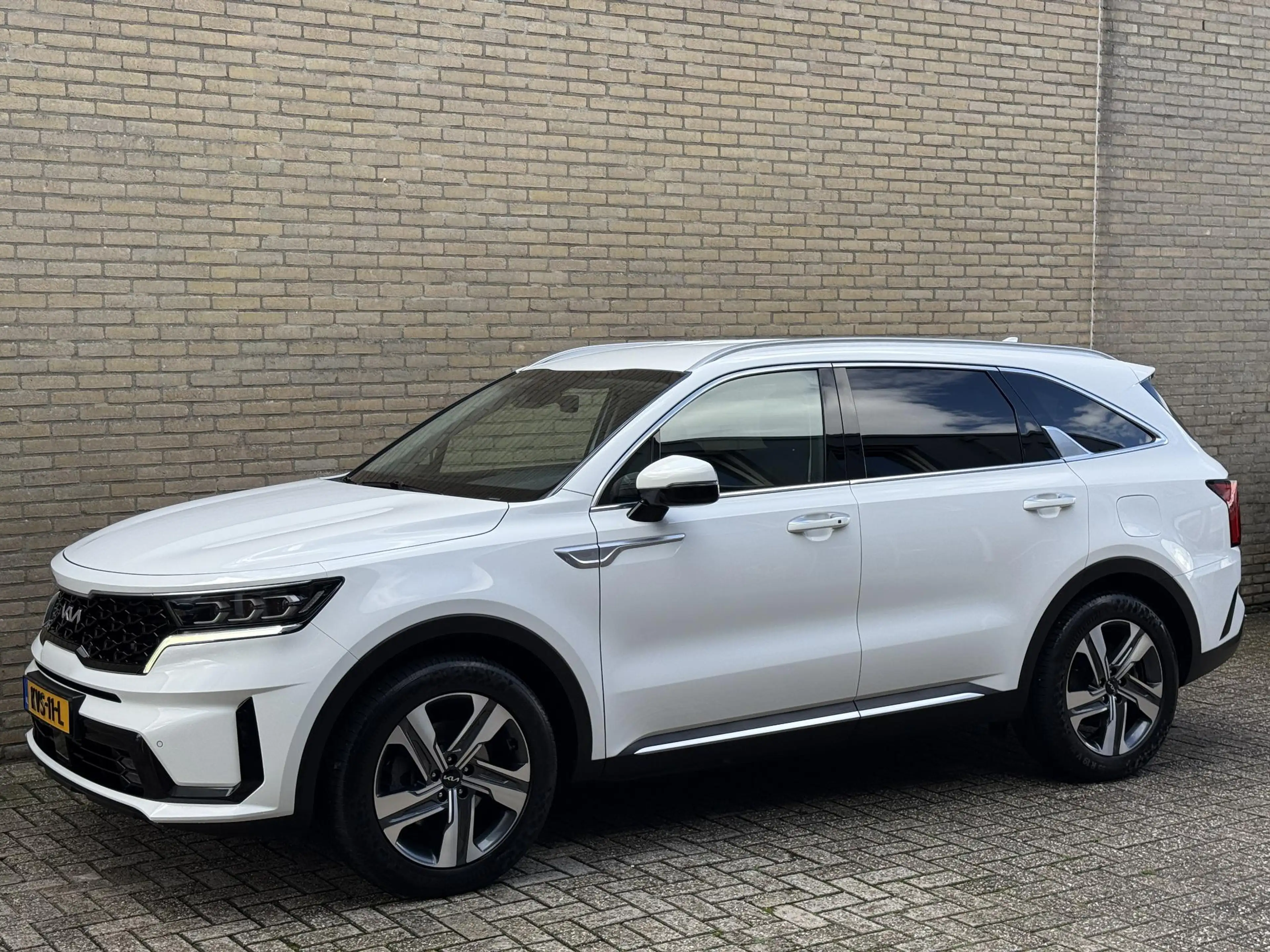 Kia Sorento 1.6 T-GDI Plug-in Hybrid 4WD DynamicPlusLine | 7-p — photo 33