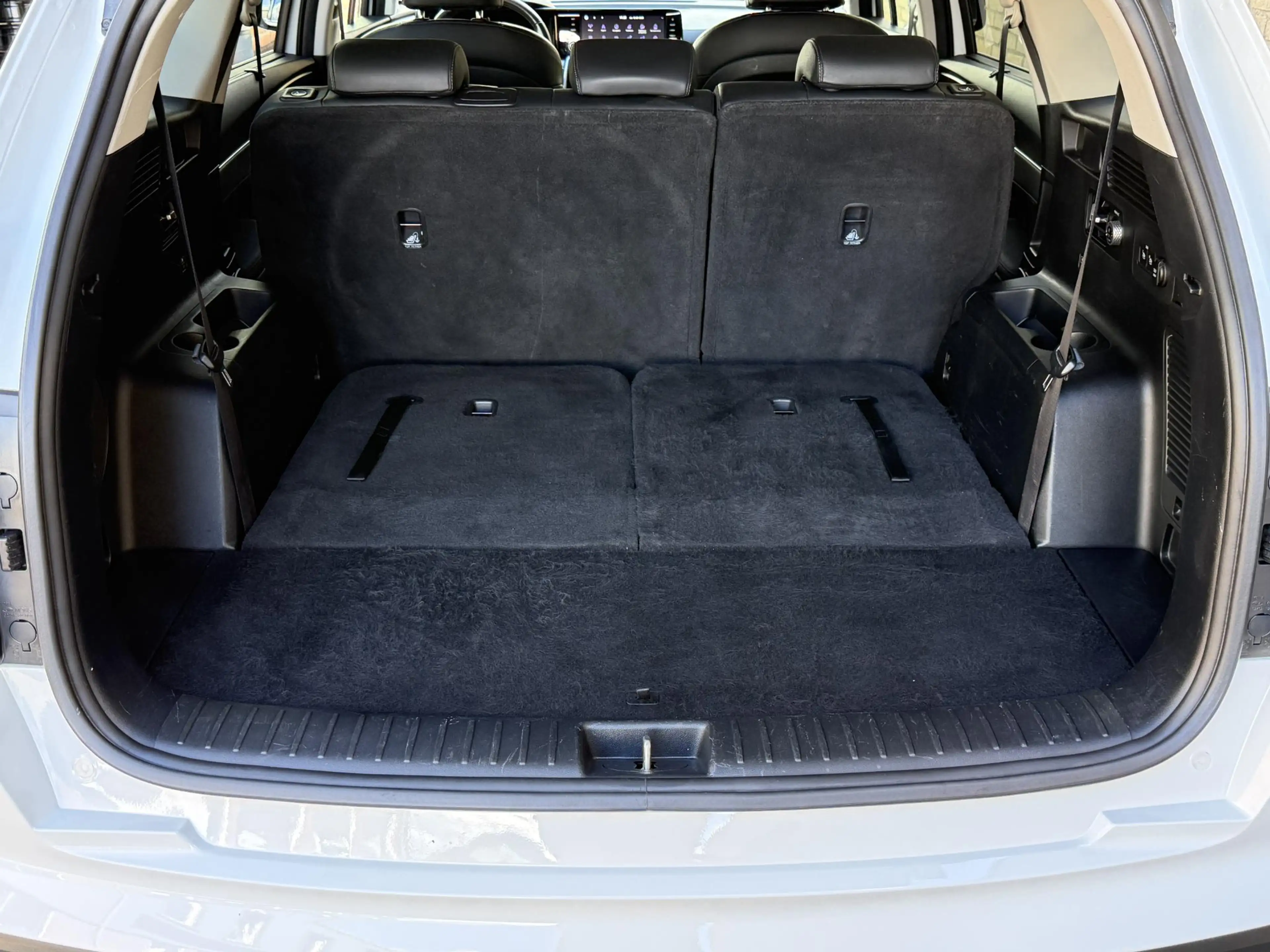 Kia Sorento 1.6 T-GDI Plug-in Hybrid 4WD DynamicPlusLine | 7-p — photo 24