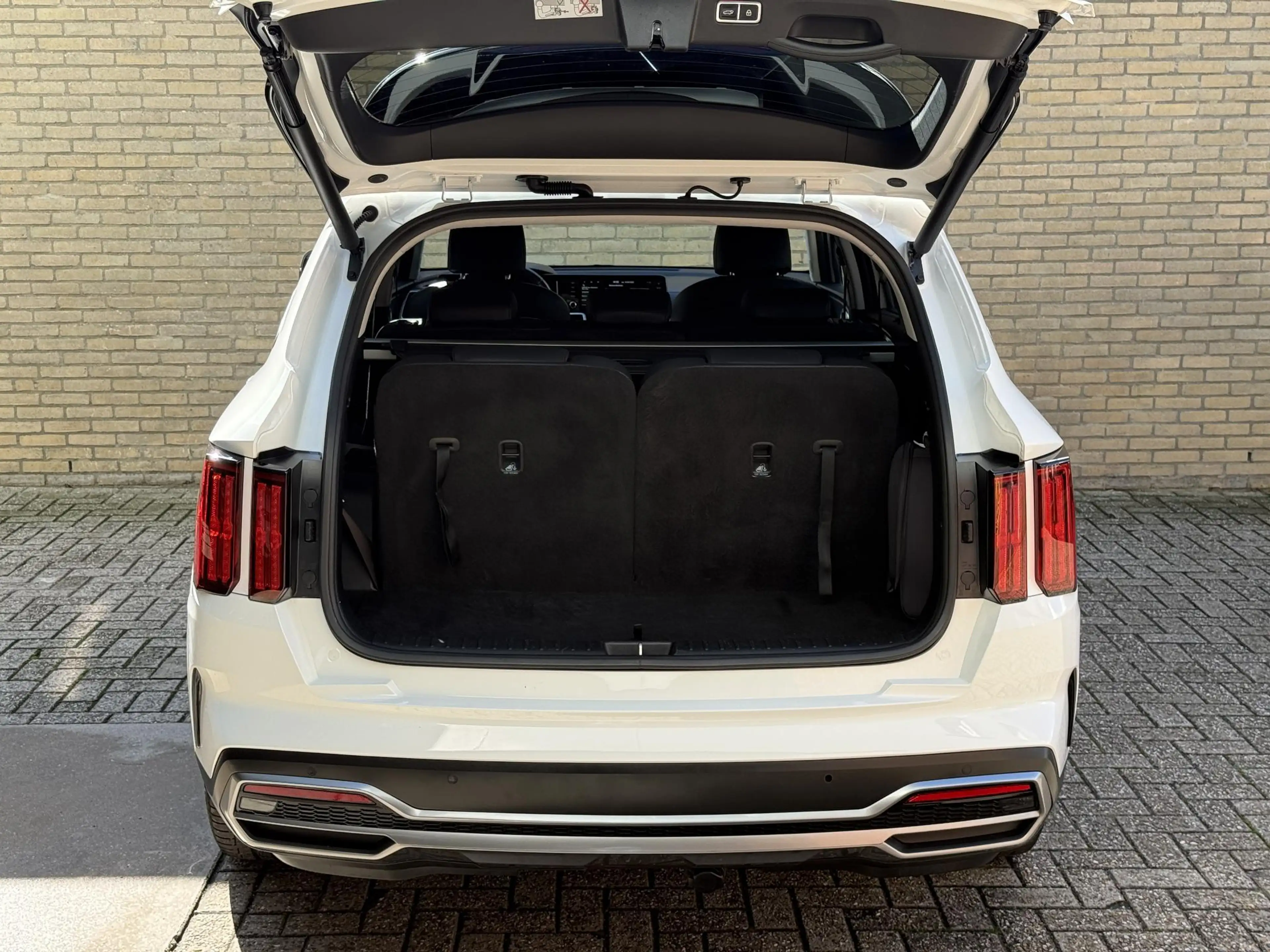 Kia Sorento 1.6 T-GDI Plug-in Hybrid 4WD DynamicPlusLine | 7-p — photo 42