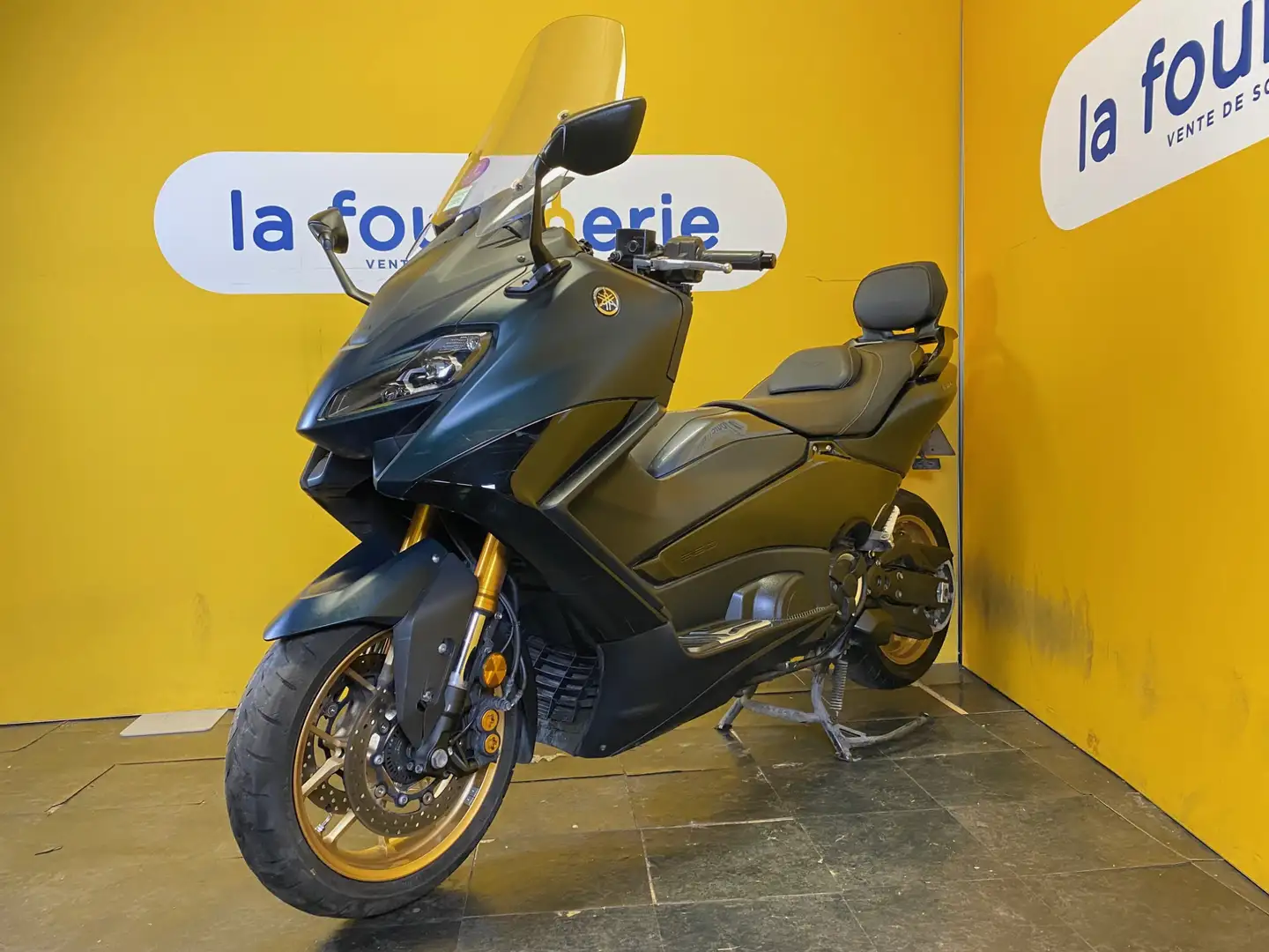 Yamaha TMAX 560 Vert - 1