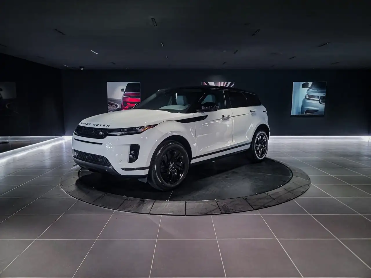 2026 Land Rover Range Rover Evoque