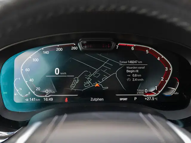 BMW 5 Series view 16