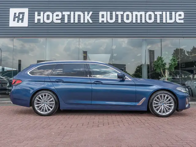 BMW 5 Series view 11