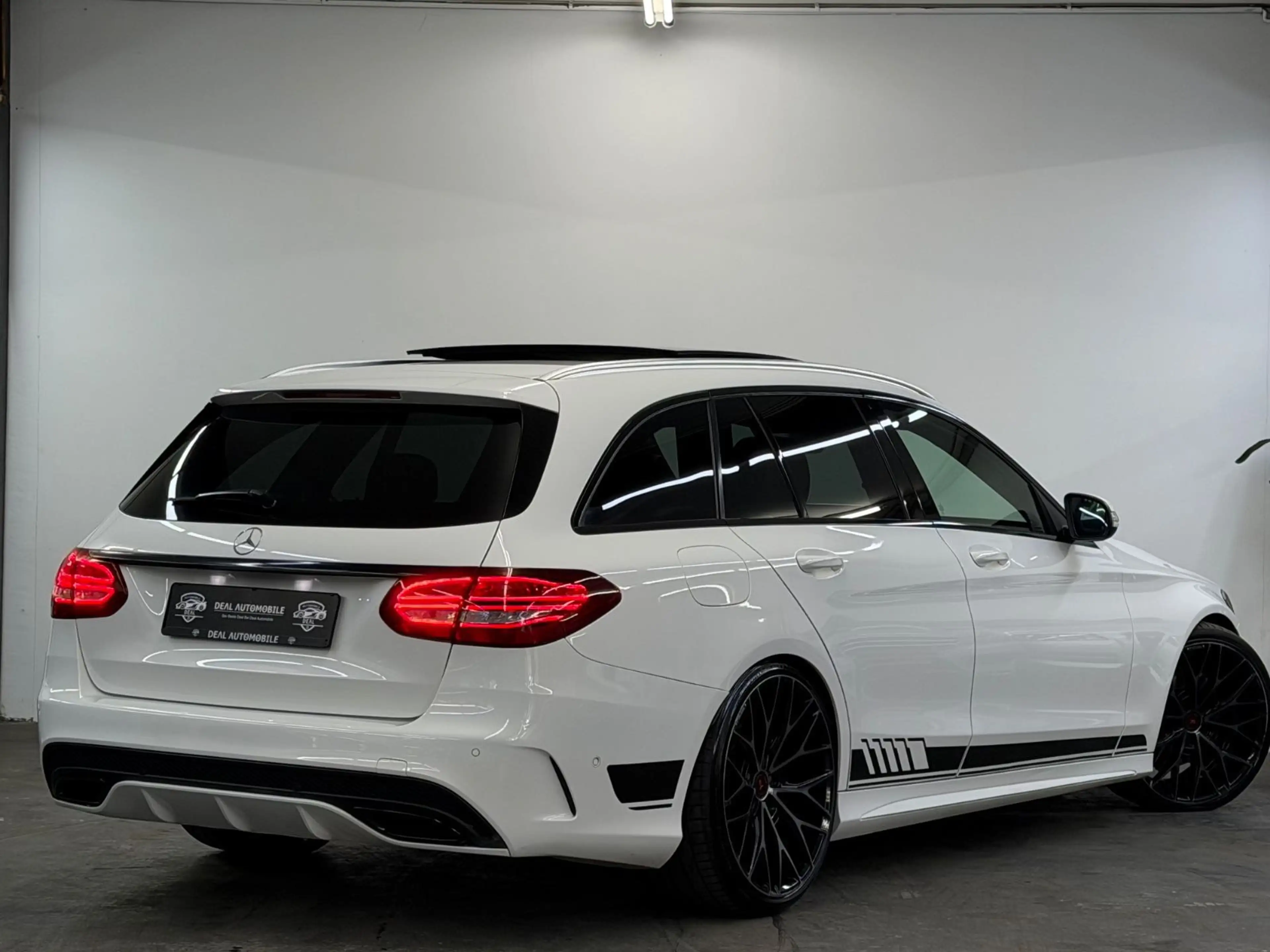 Mercedes-Benz C 250 AMG Line / 4Matic — photo 5