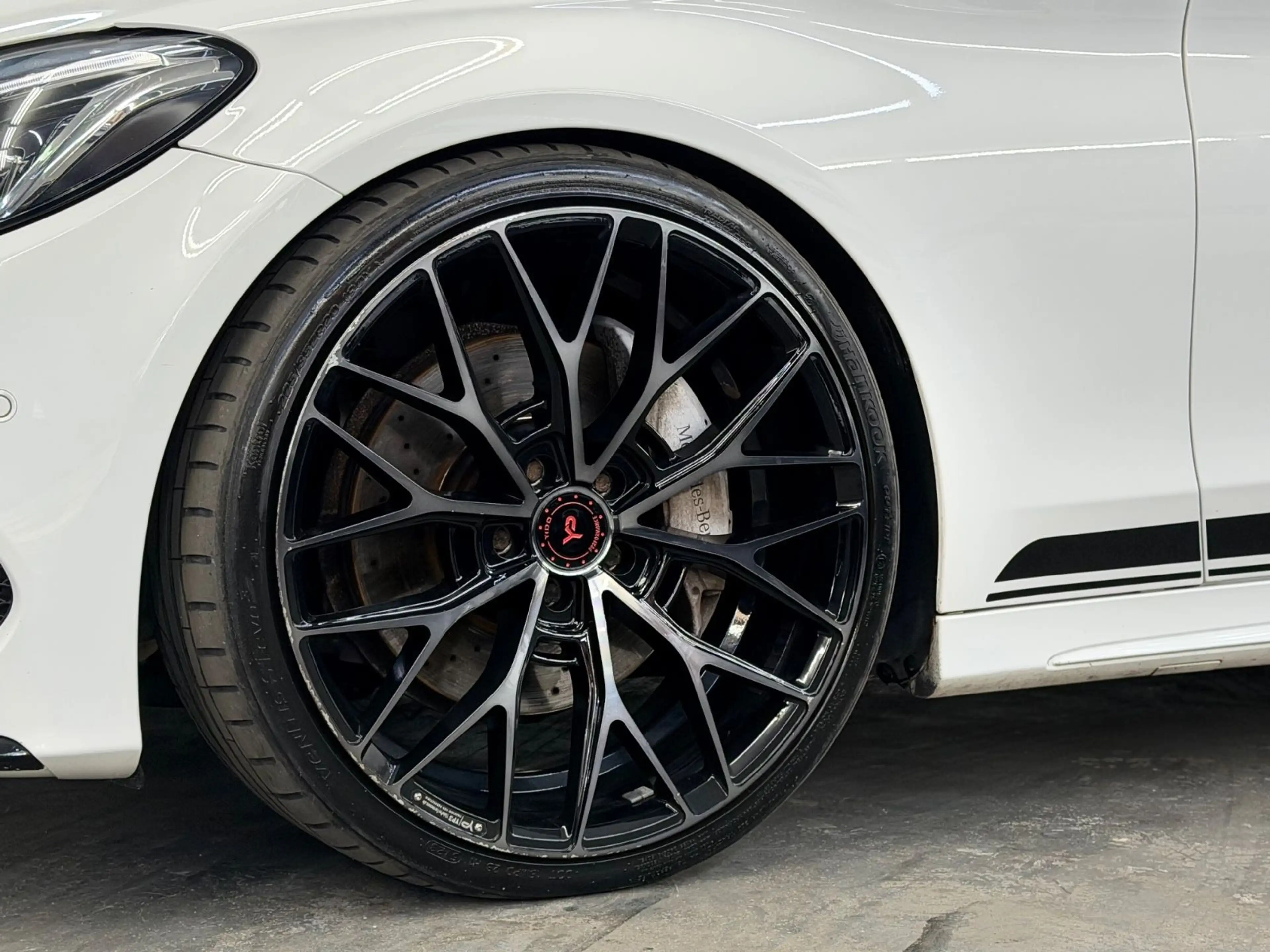 Mercedes-Benz C 250 AMG Line / 4Matic — photo 10