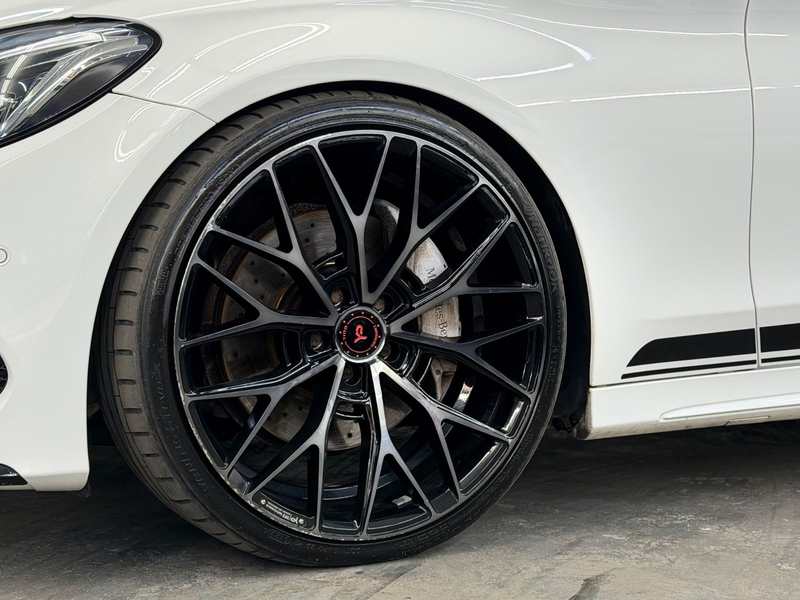 Mercedes-Benz C 250 AMG Line  /  4Matic — photo 10