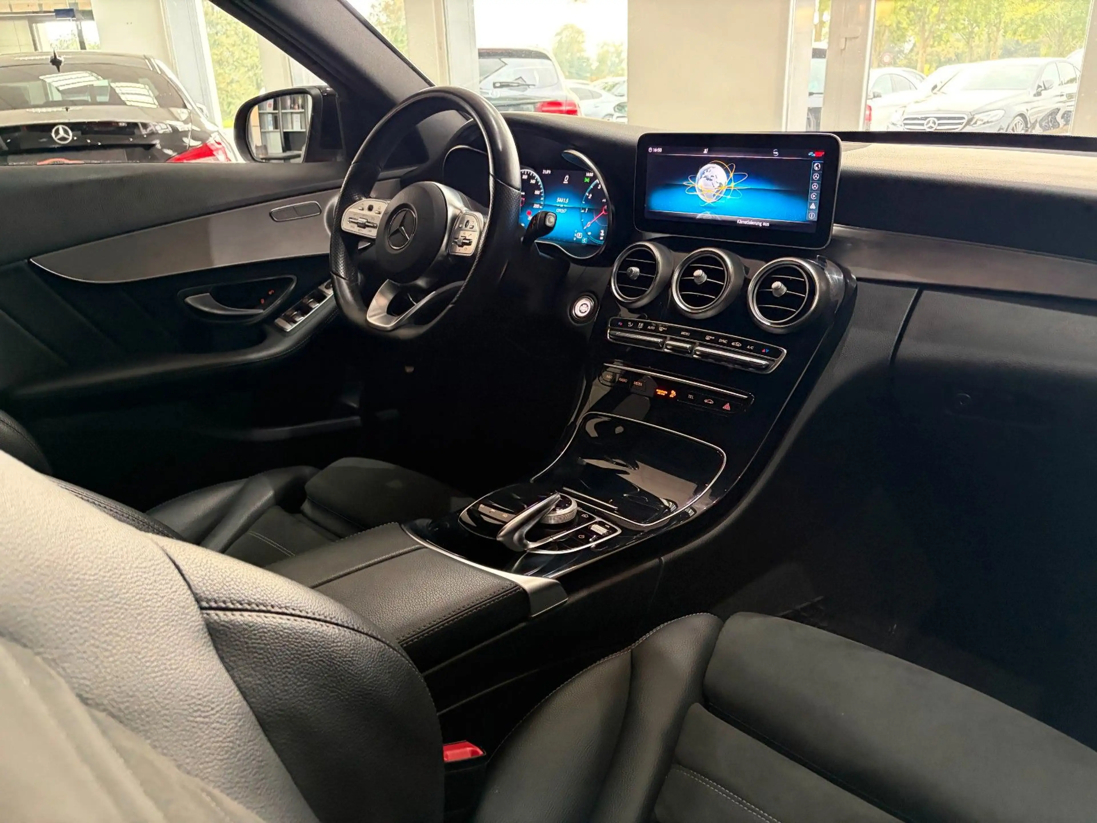 Mercedes-Benz C 300 *AMG*Night*Comand*LED*Night*Wide*Virtual* — photo 30