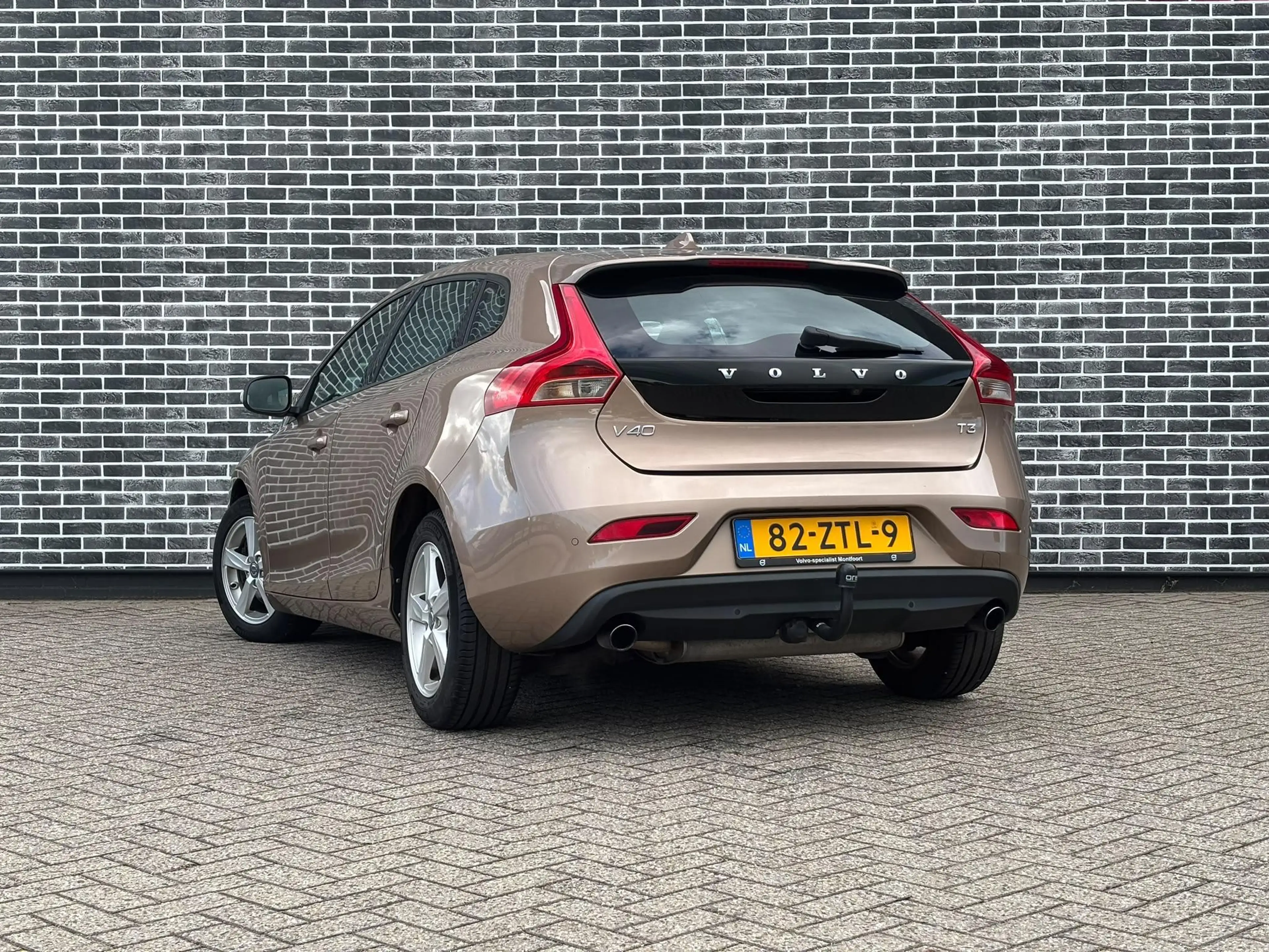 Volvo V40 1.6 T3 Kinetic | Trekhaak | RTI Navigatie | High P — photo 4