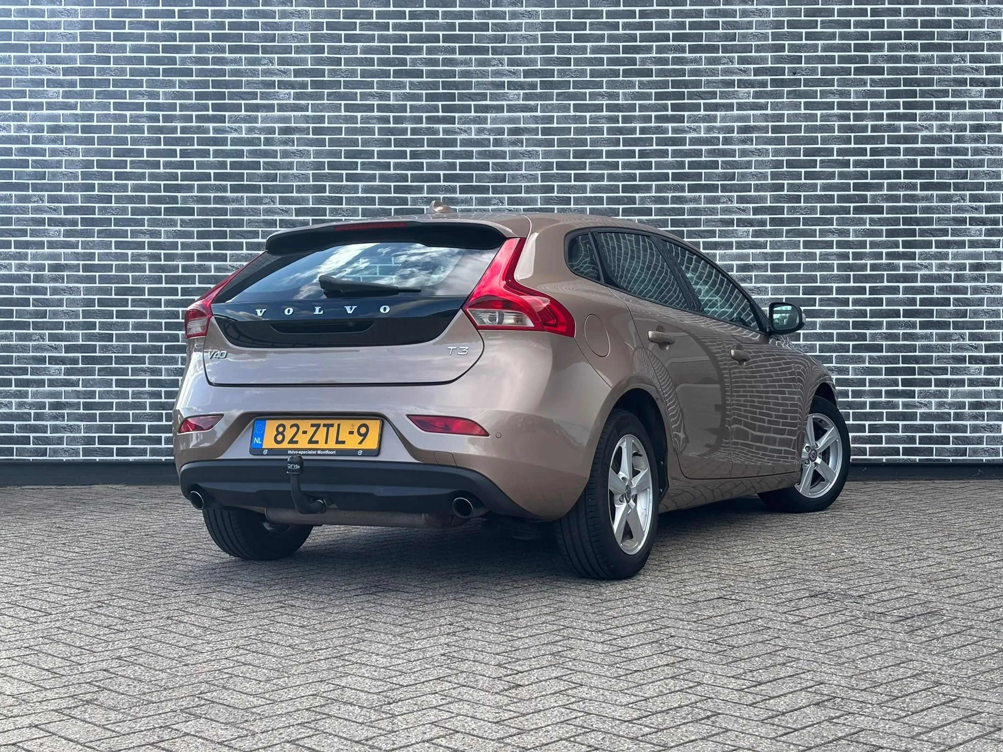 Volvo V40 1.6 T3 Kinetic | Trekhaak | RTI Navigatie | High P — photo 6