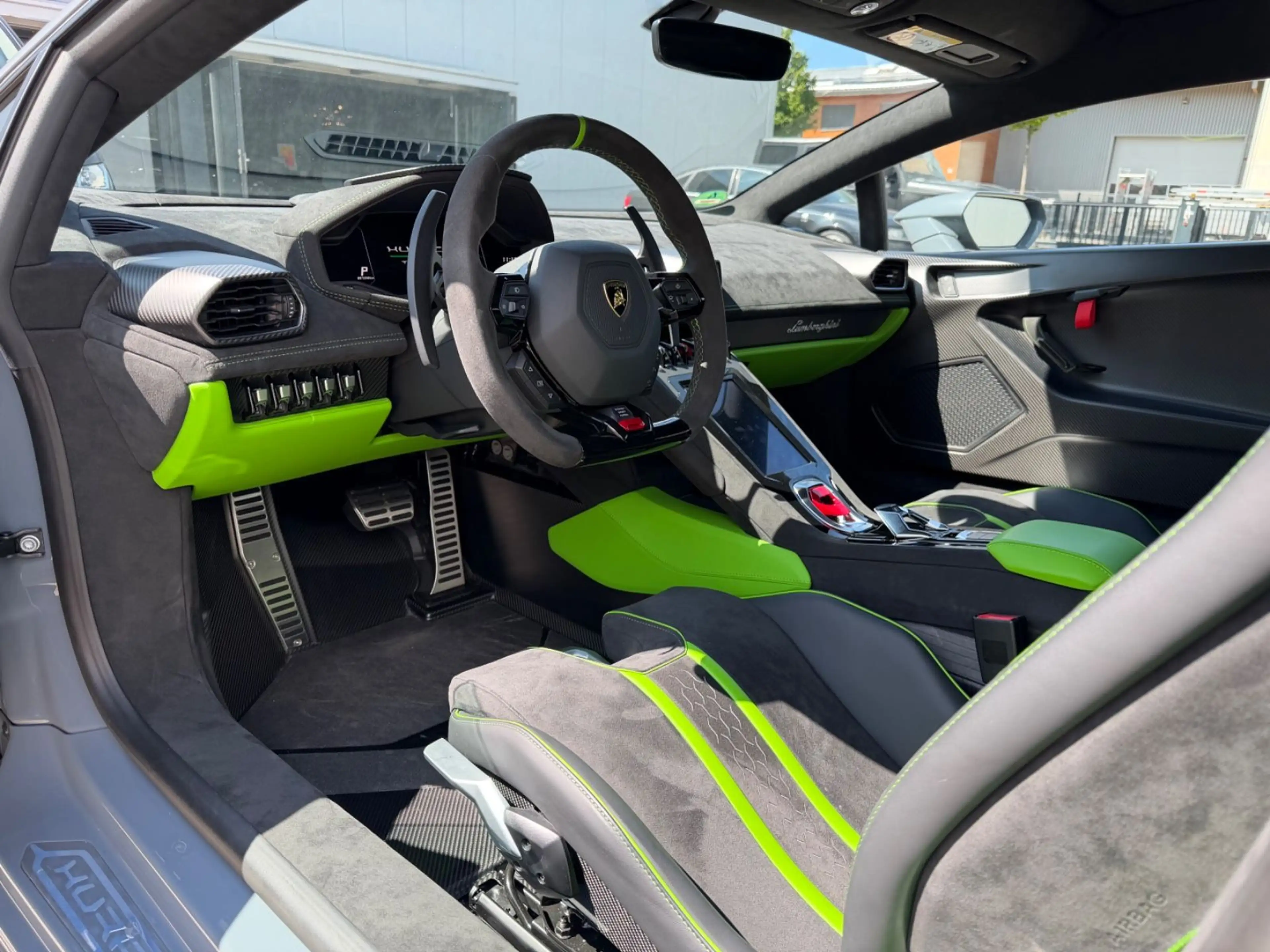 Lamborghini Huracán Tecnica LP640-2, 5 Jahre Wartungspaket — photo 13