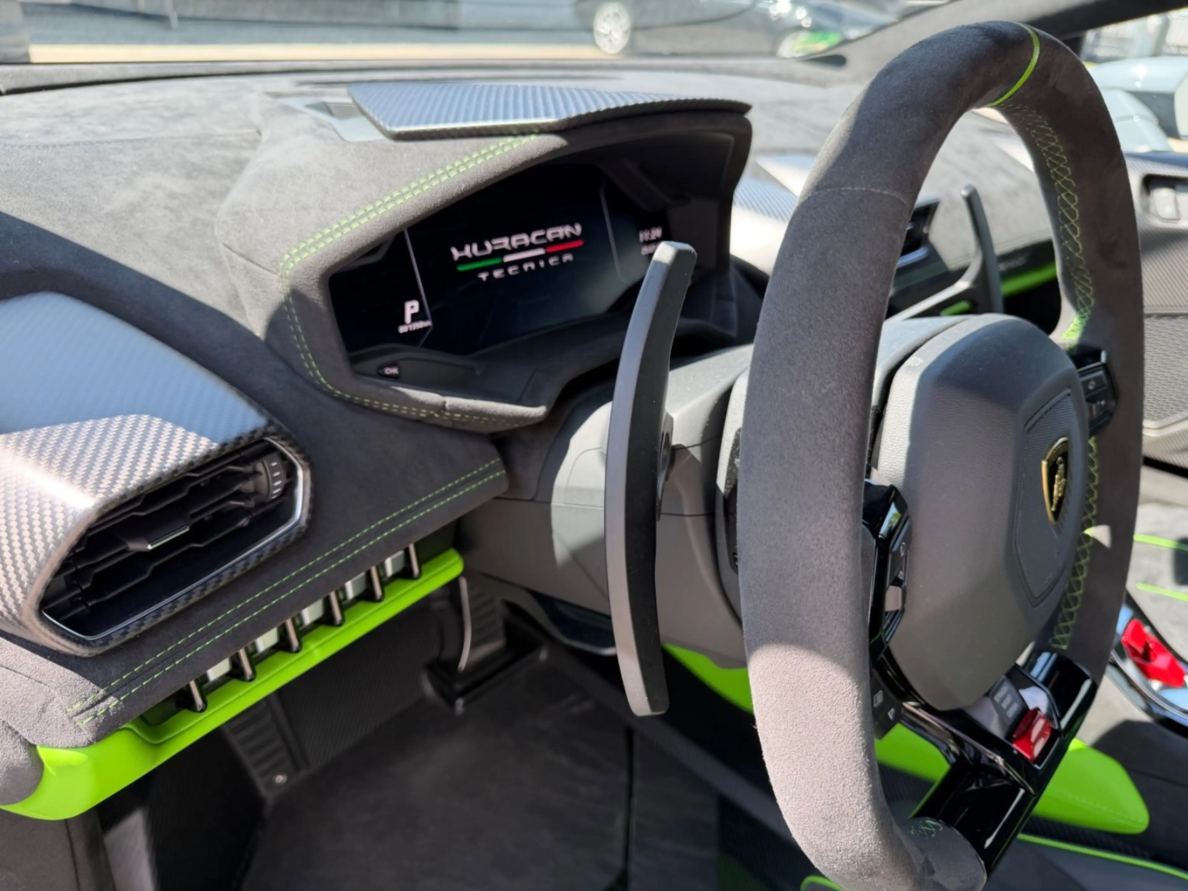 Lamborghini Huracán Tecnica LP640-2, 5 Jahre Wartungspaket — photo 15