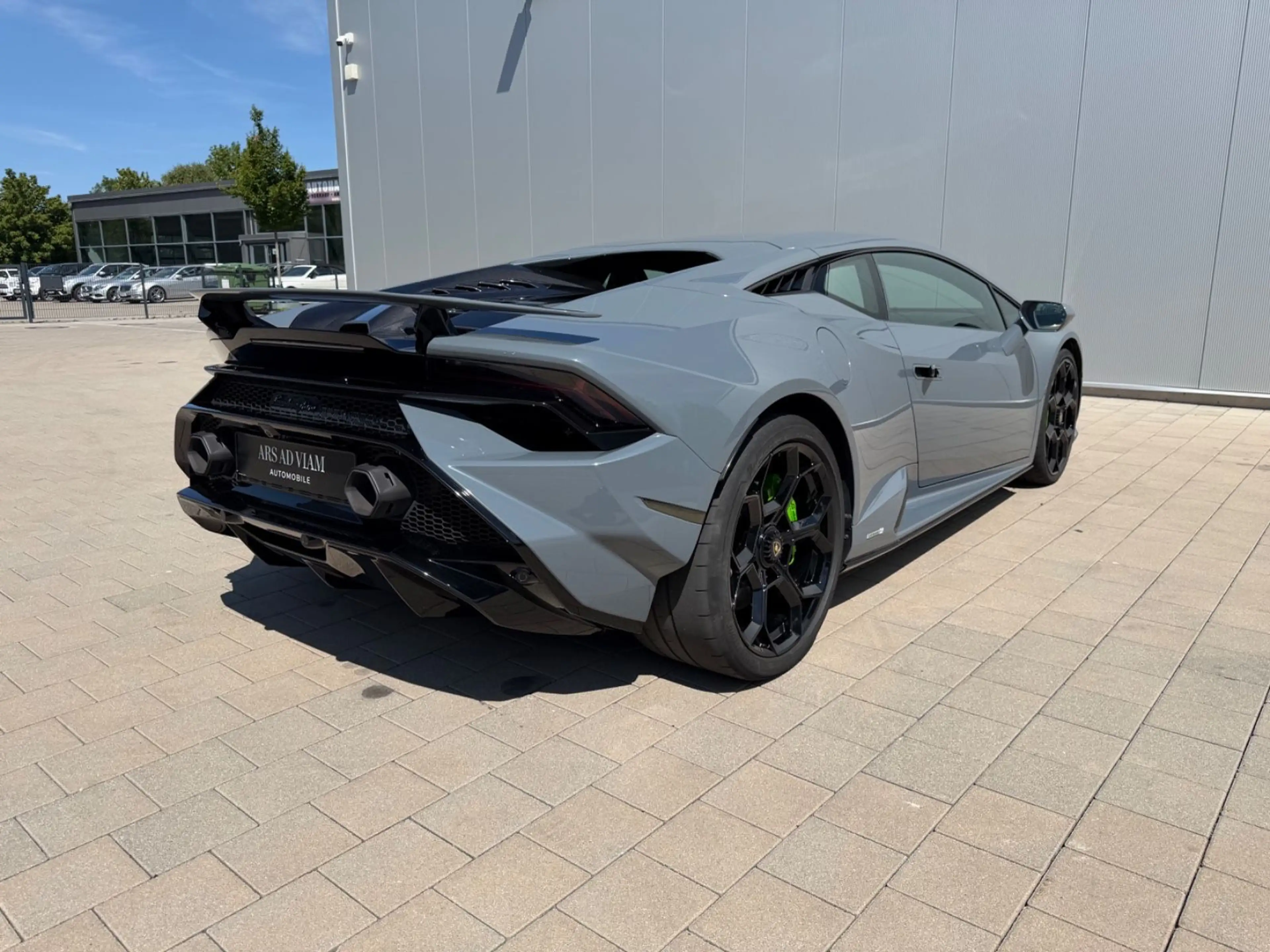 Lamborghini Huracán Tecnica LP640-2, 5 Jahre Wartungspaket — photo 9