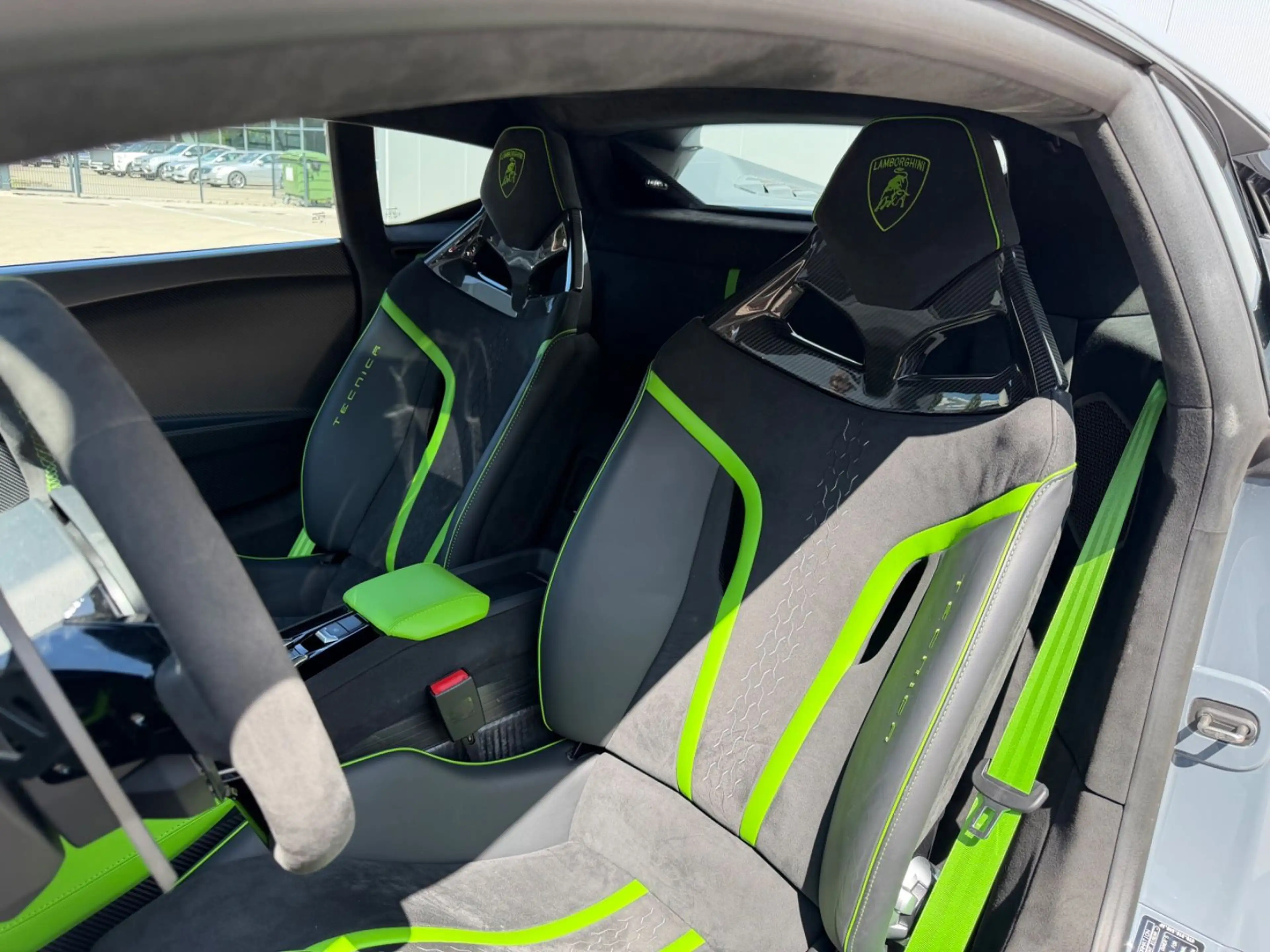 Lamborghini Huracán Tecnica LP640-2, 5 Jahre Wartungspaket — photo 12