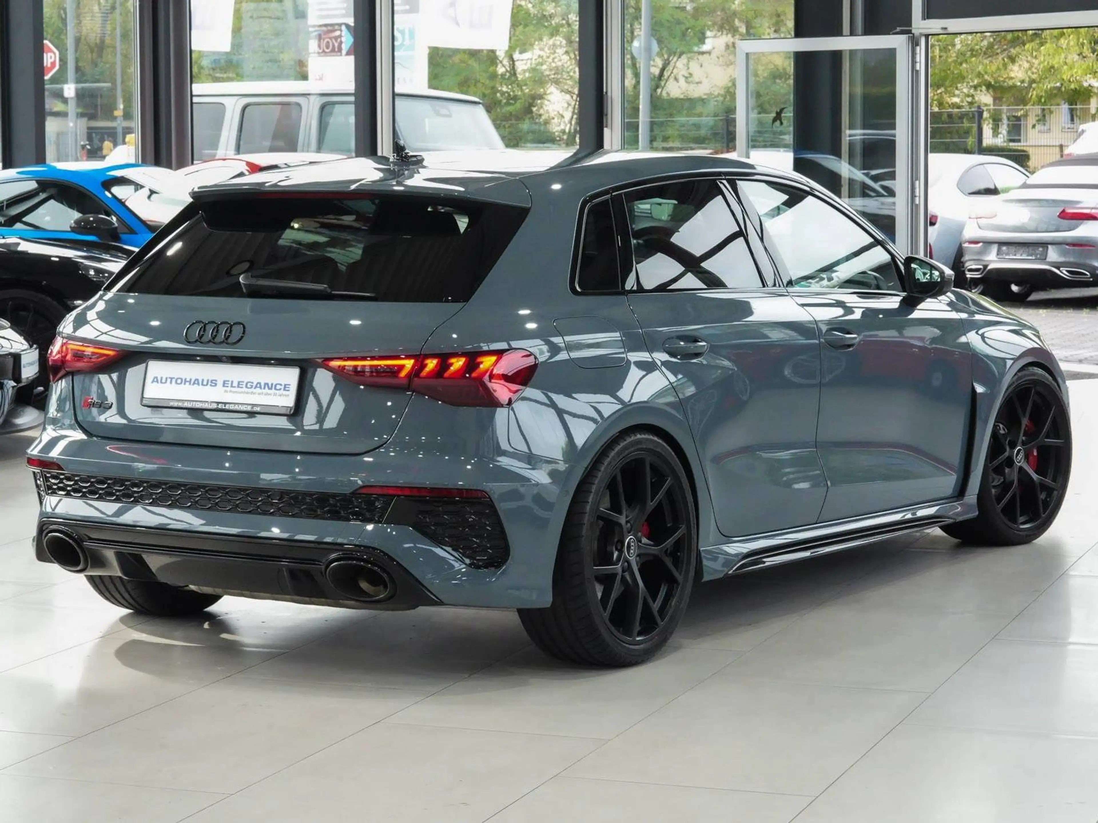 Audi RS3 Sportback quattro*SPORTSITZE*B&O*MATRIX*HUD — photo 2