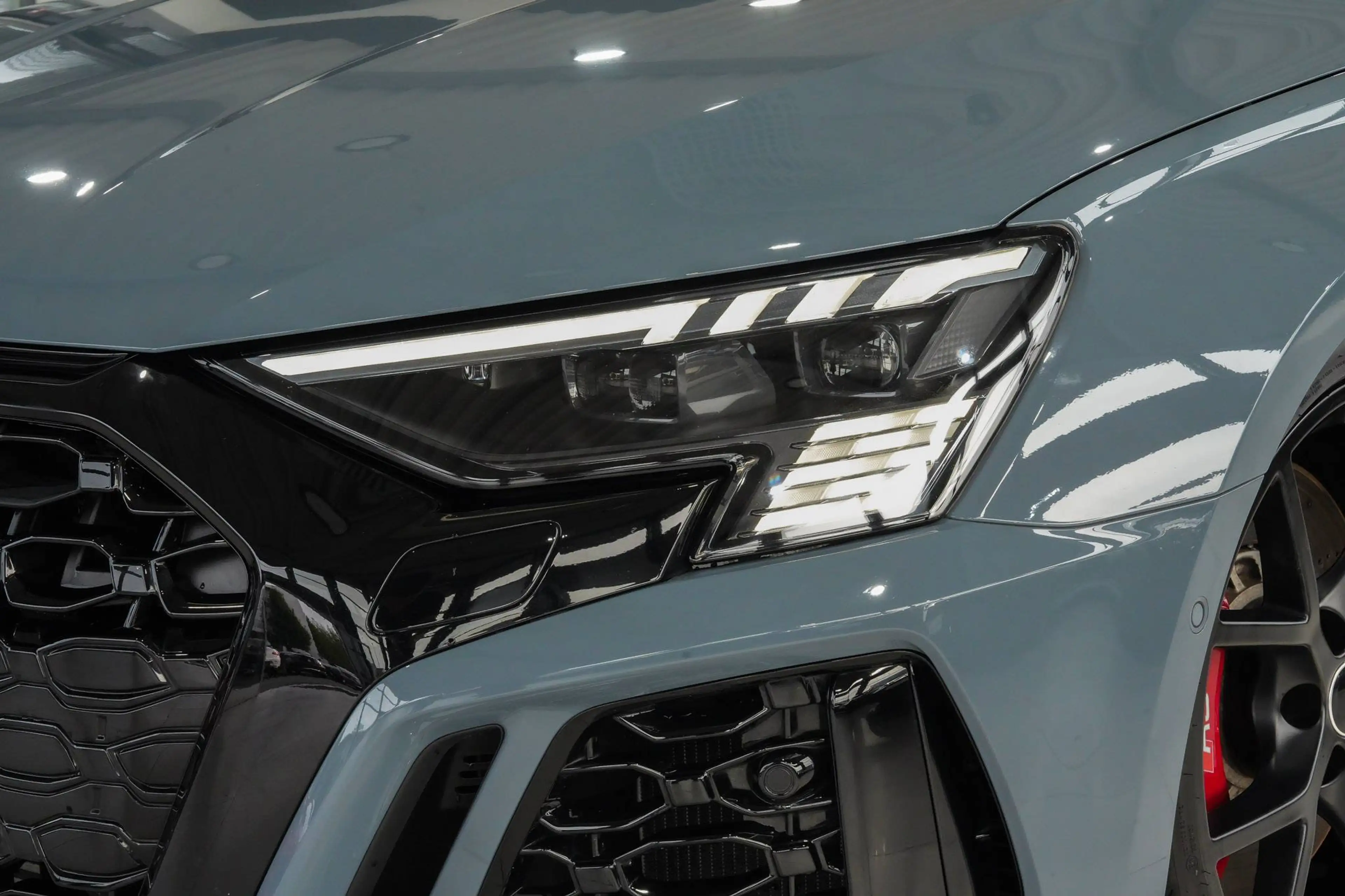 Audi RS3 Sportback quattro*SPORTSITZE*B&O*MATRIX*HUD — photo 11