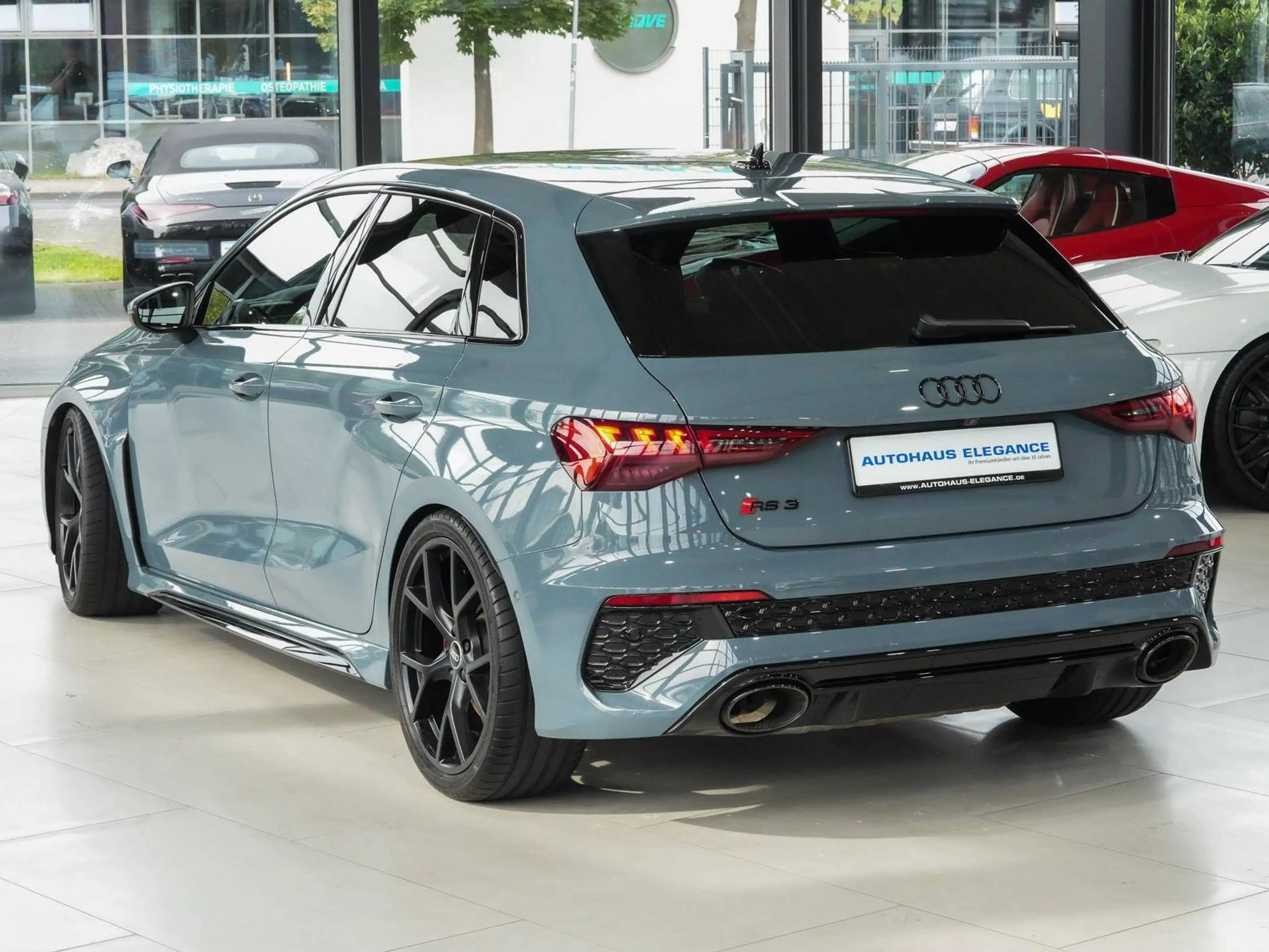 Audi RS3 Sportback quattro*SPORTSITZE*B&O*MATRIX*HUD — photo 7