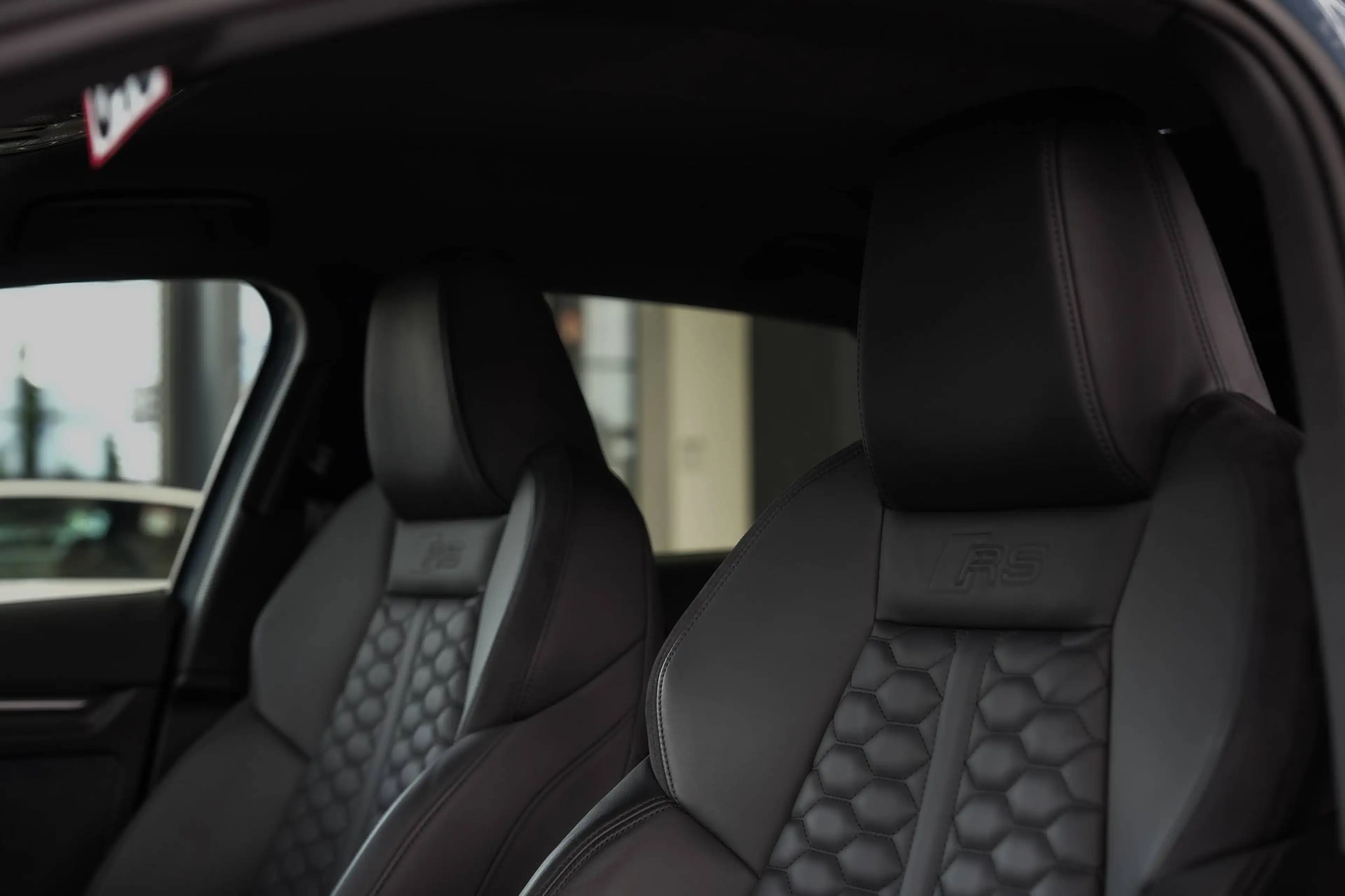 Audi RS3 Sportback quattro*SPORTSITZE*B&O*MATRIX*HUD — photo 15