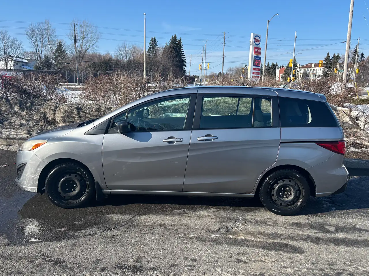 Mazda 5 снимка Mazda 5
