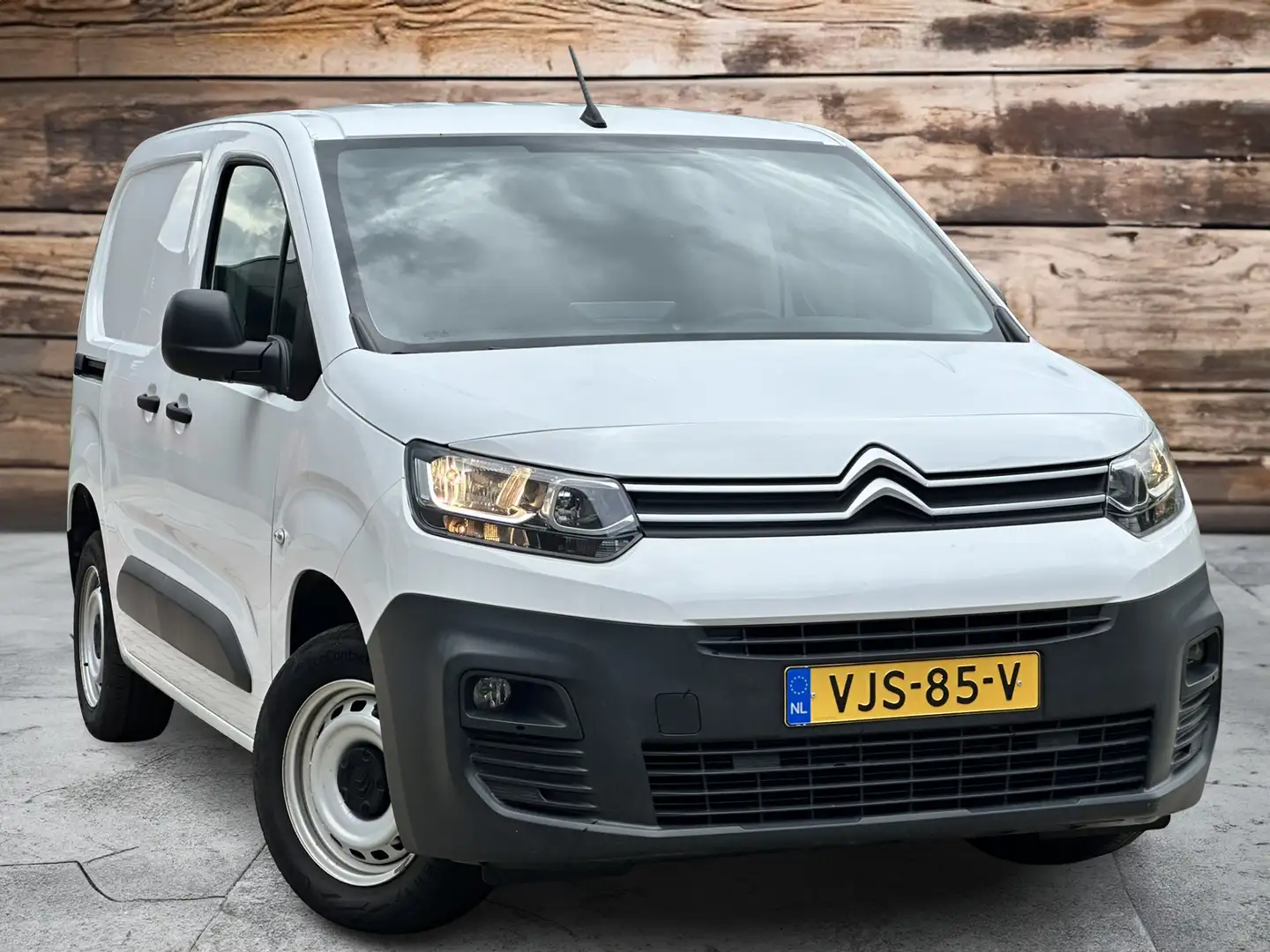Citroen Berlingo 1.5 BlueHDI Club | Nieuwstaat | Marge | 26000 km N Wit - 2