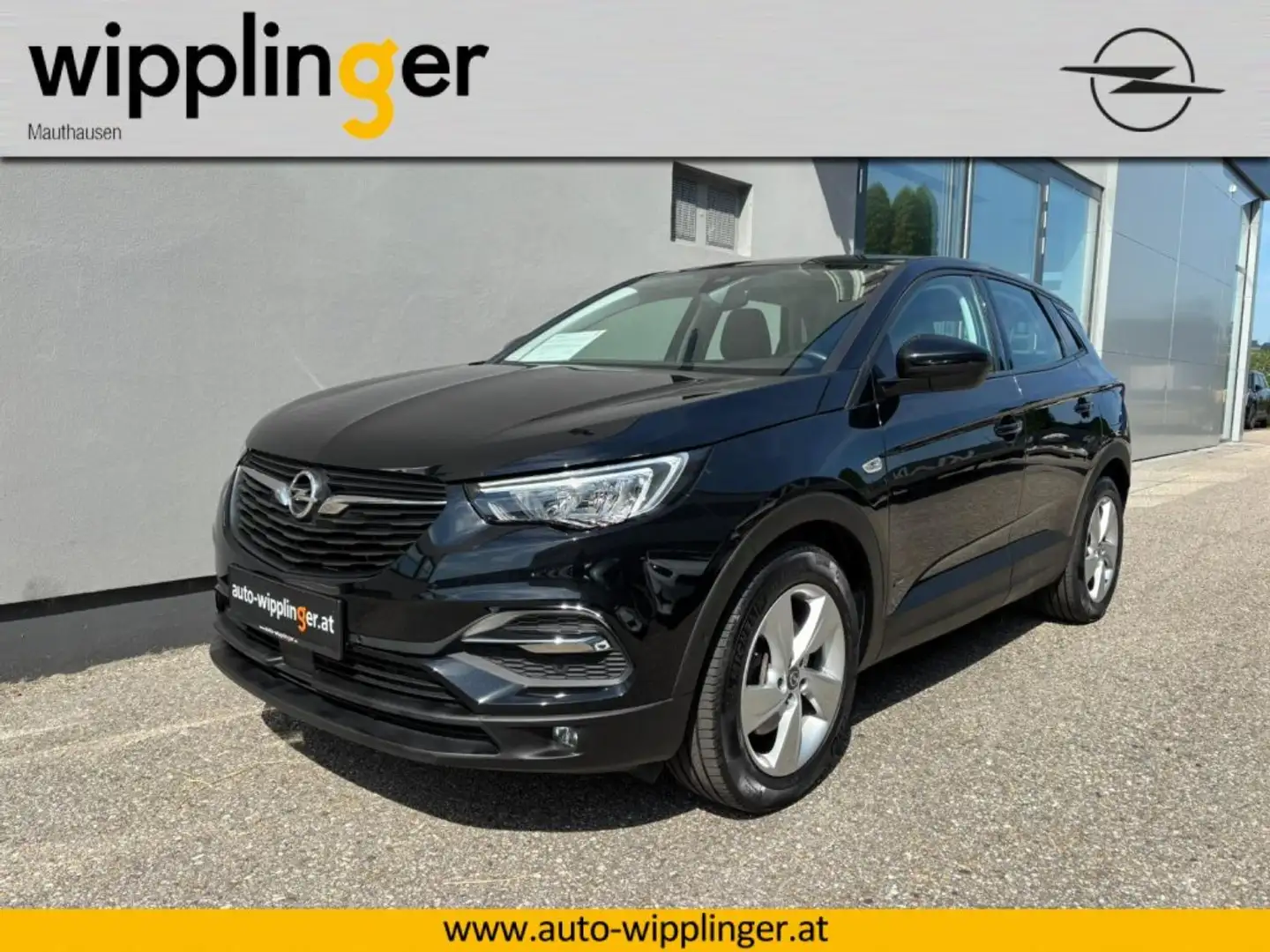 Opel Grandland X Bus.Edition PHEV 225 EAT8 LP € 45.275,- Schwarz - 1