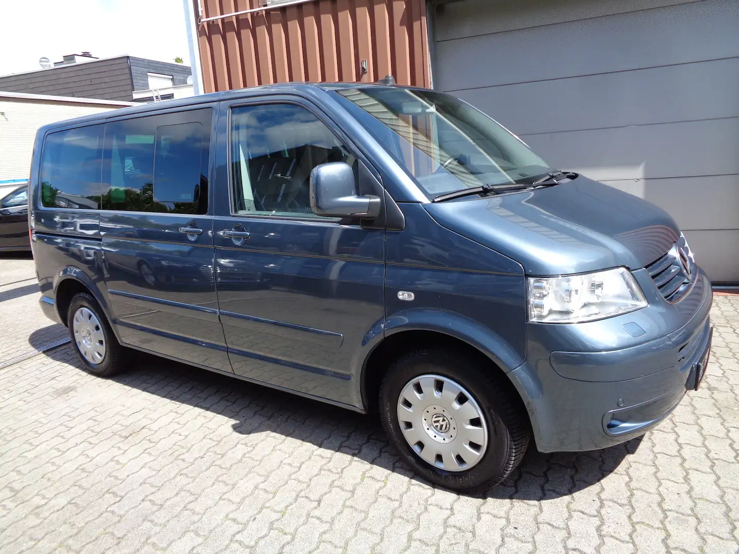 Volkswagen T5 Multivan 2.5 TDI Highline *7 Sitze* Grau - 1