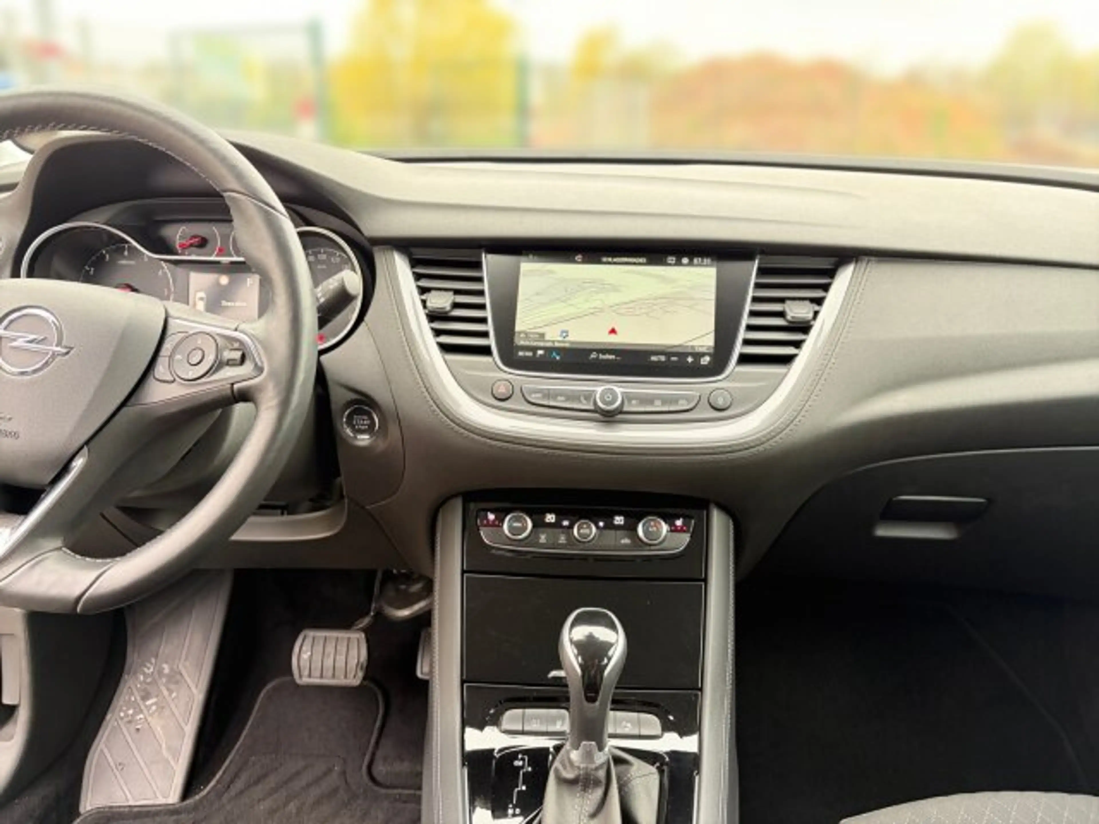 Opel Grandland X 1.2 Turbo Innovation Automatik Sitzheizung — photo 9