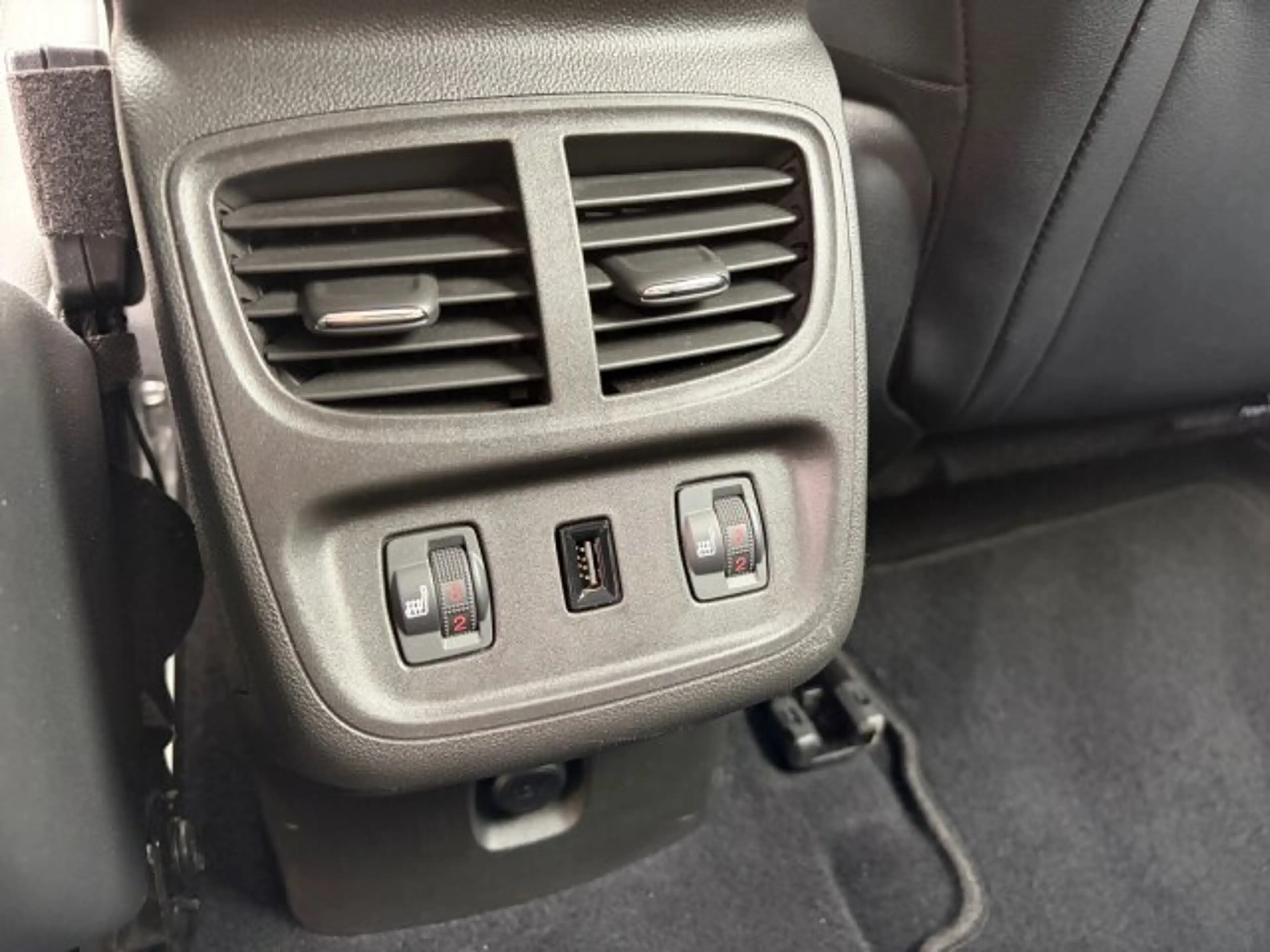 Opel Grandland X 1.2 Turbo Innovation Automatik Sitzheizung — photo 14
