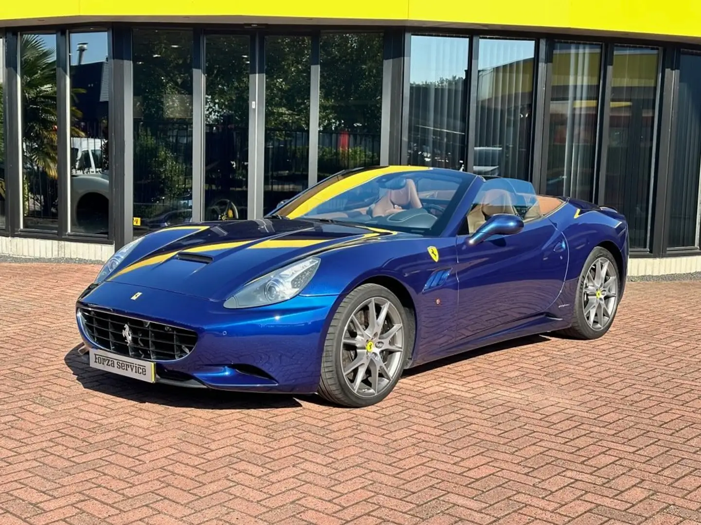 Ferrari California 4.3 V8 Синій - 1