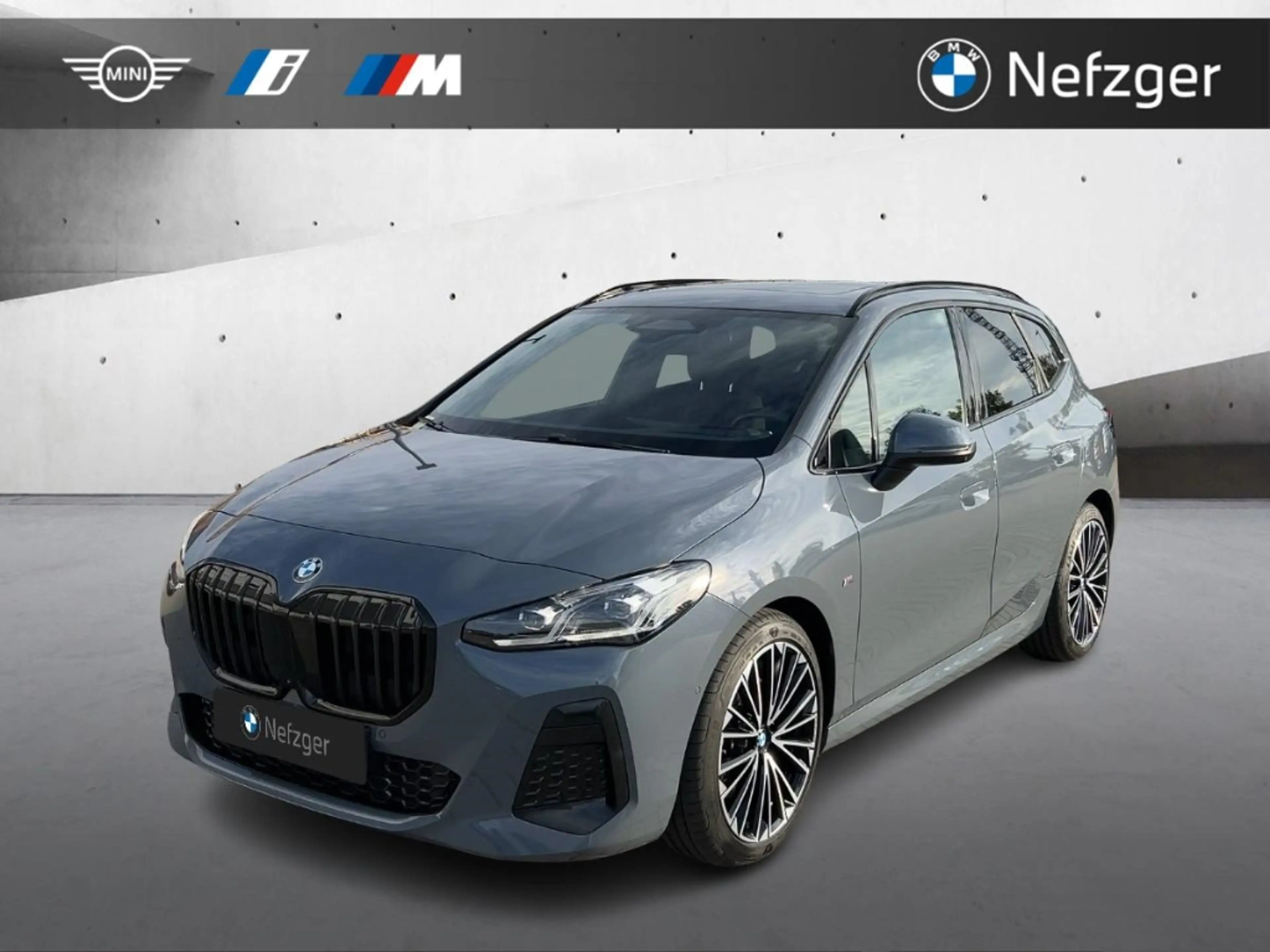 BMW 223 Active Tourer i M Paket LED HUD H&K Panorama