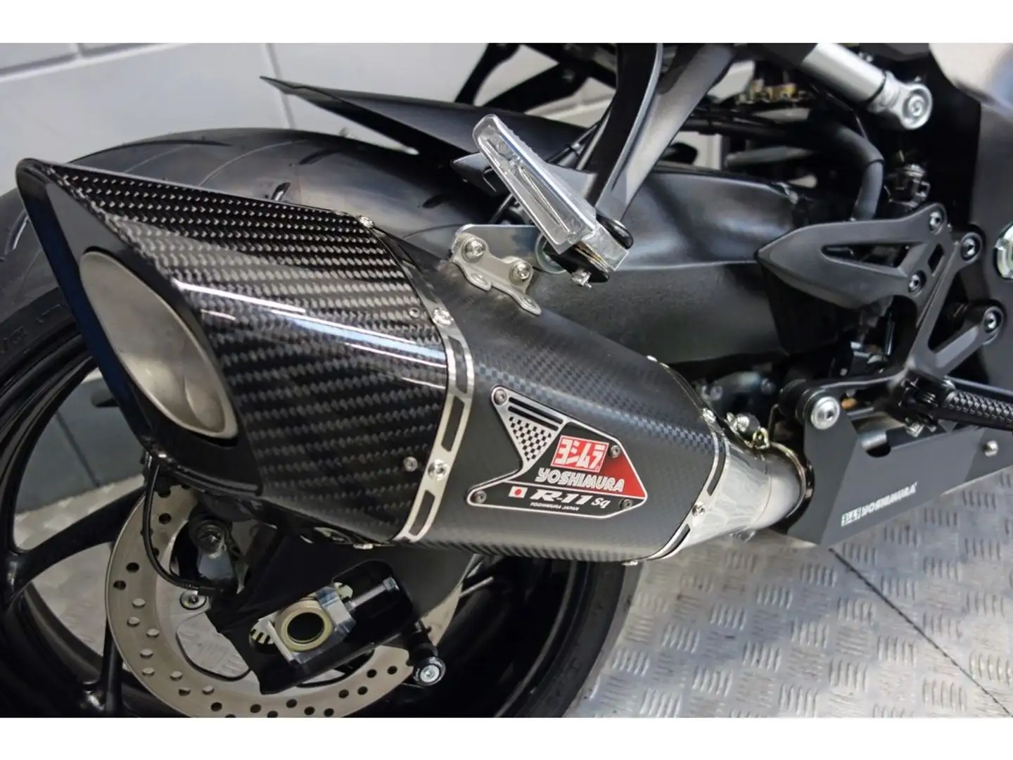 Suzuki GSX-S 1000 ABS Noir - 2