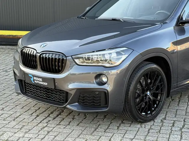BMW X1 view 6