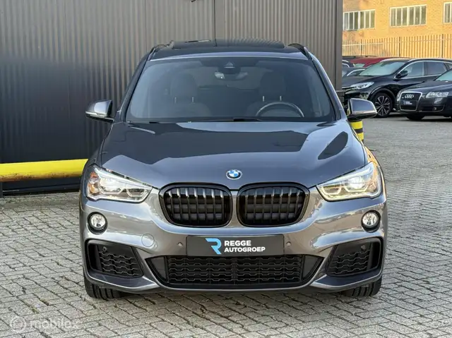 BMW X1 view 5