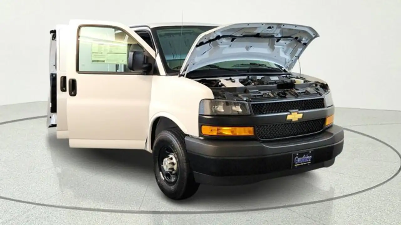 Chevrolet Express 2500 снимка Chevrolet Express 2500