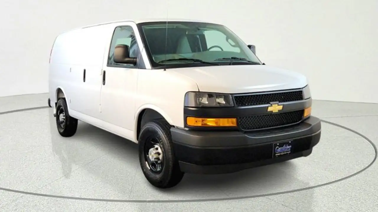 2026 Chevrolet Express 2500