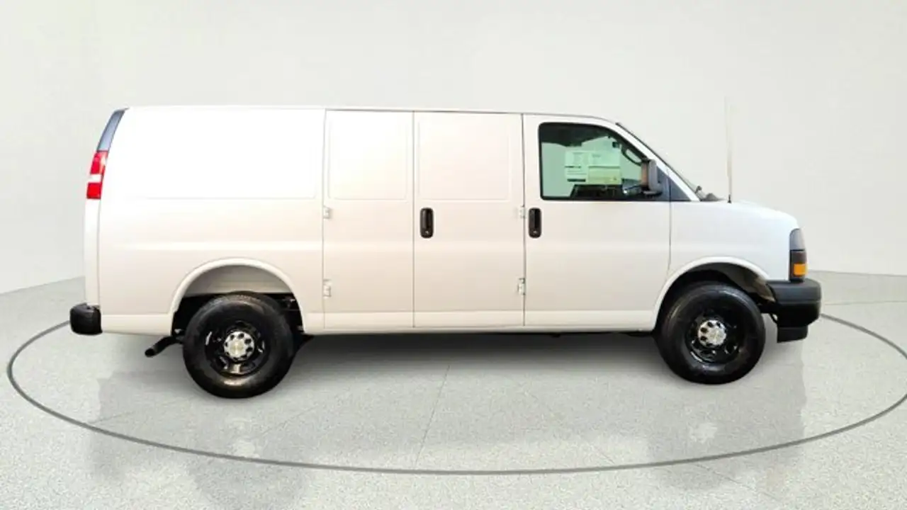 Chevrolet Express 2500 снимка Chevrolet Express 2500