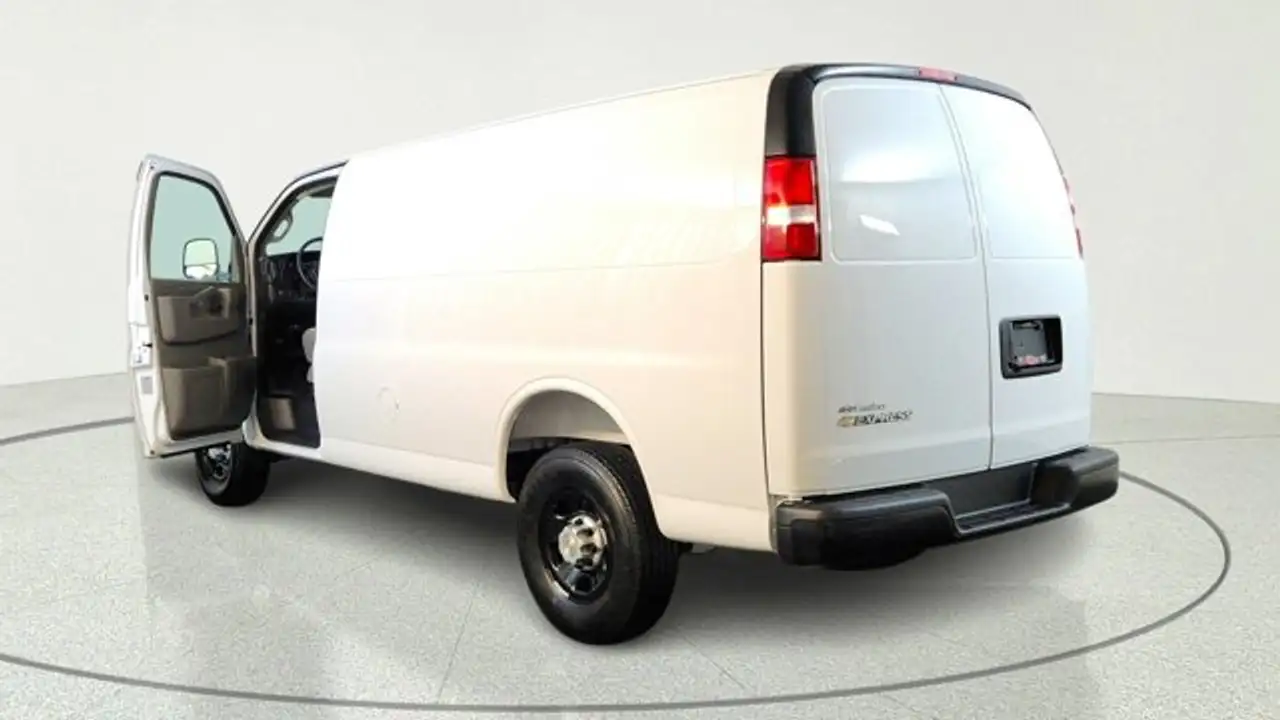 Chevrolet Express 2500 снимка Chevrolet Express 2500