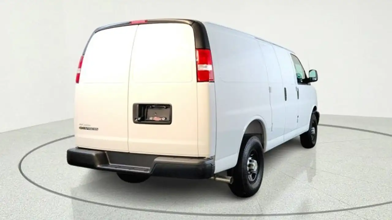 Chevrolet Express 2500 снимка Chevrolet Express 2500