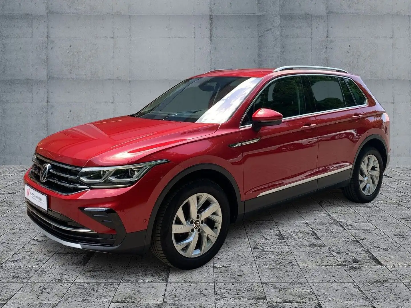 Volkswagen Tiguan 2.0 TDI 4M DSG ELEGANCE IQ+NAV+AHK+STDHZG Rot - 2