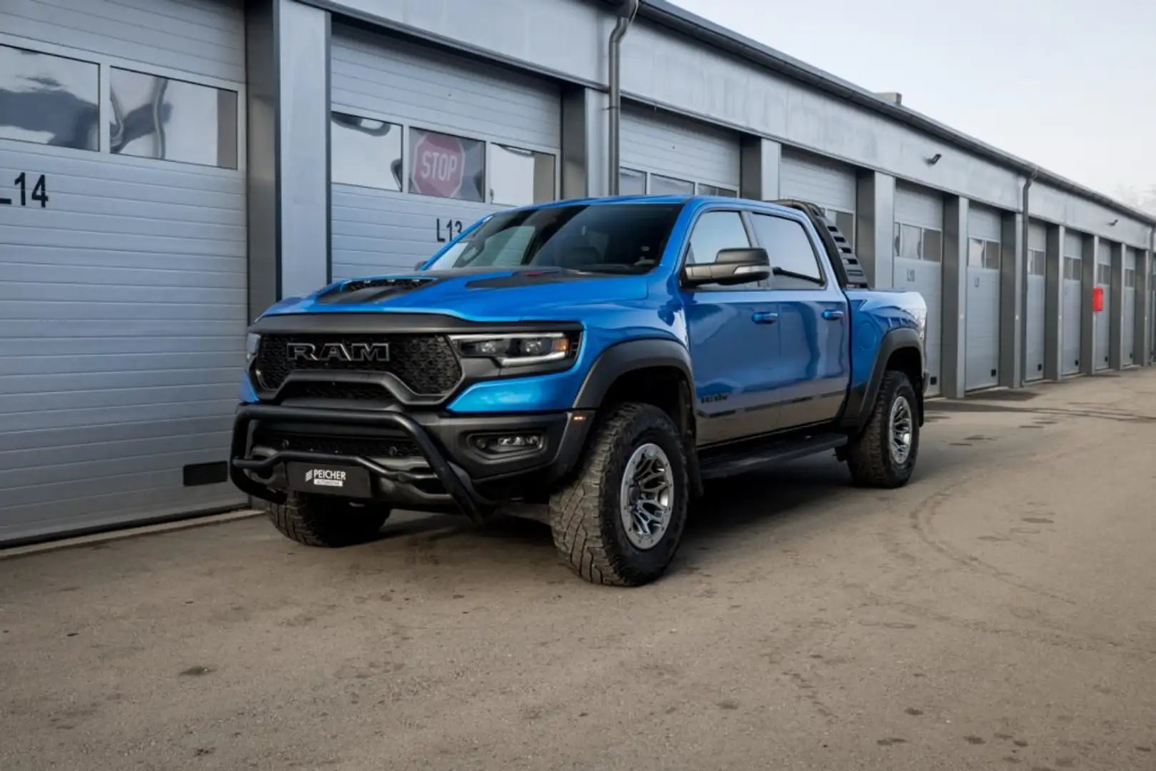 RAM 1500 Ram 1500 TRX Crew Cab 5'7''-Bed 4x4 Blau - 1