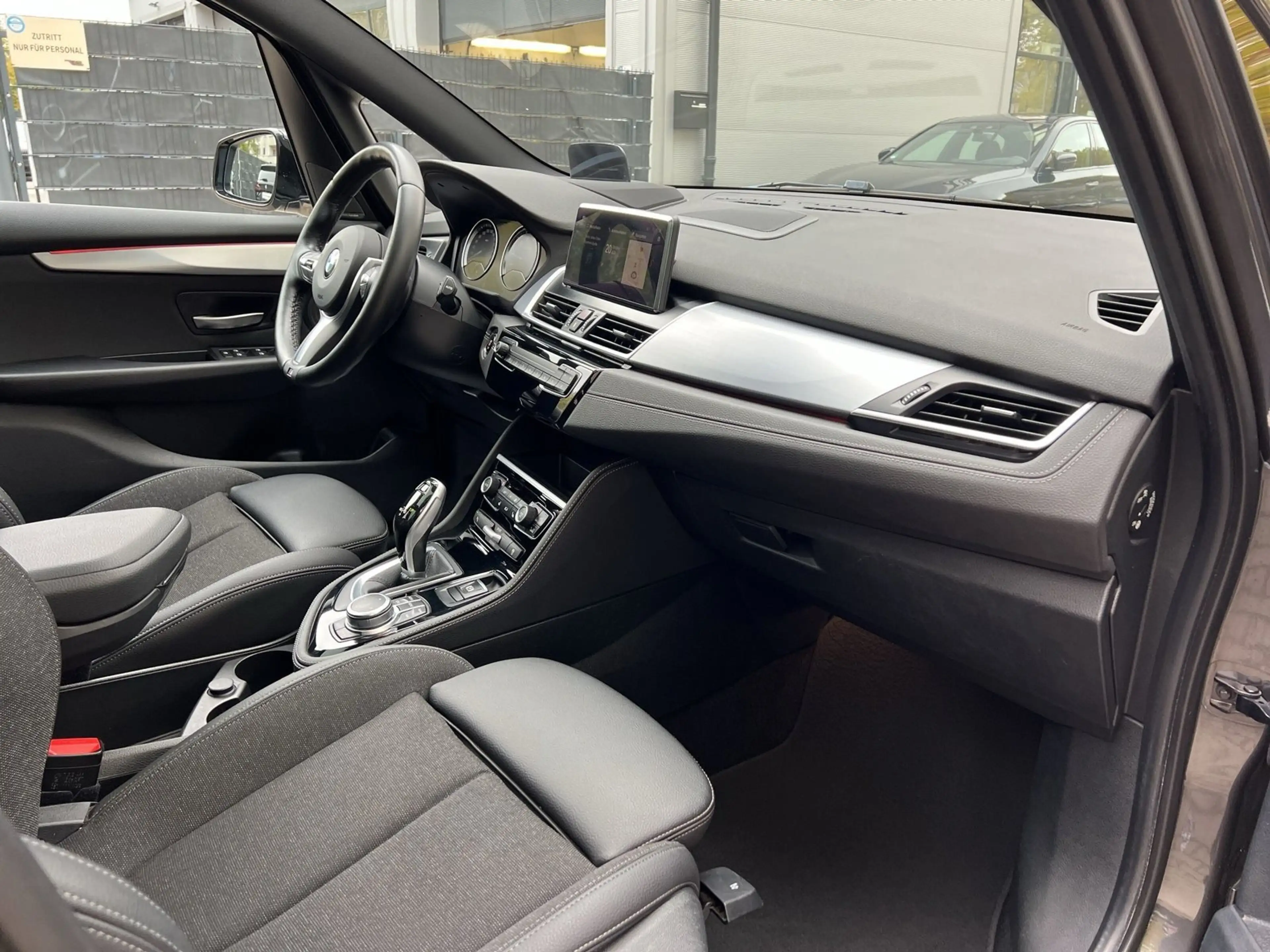 BMW 220 i M Sportpaket Harman/Kardon LED — photo 11
