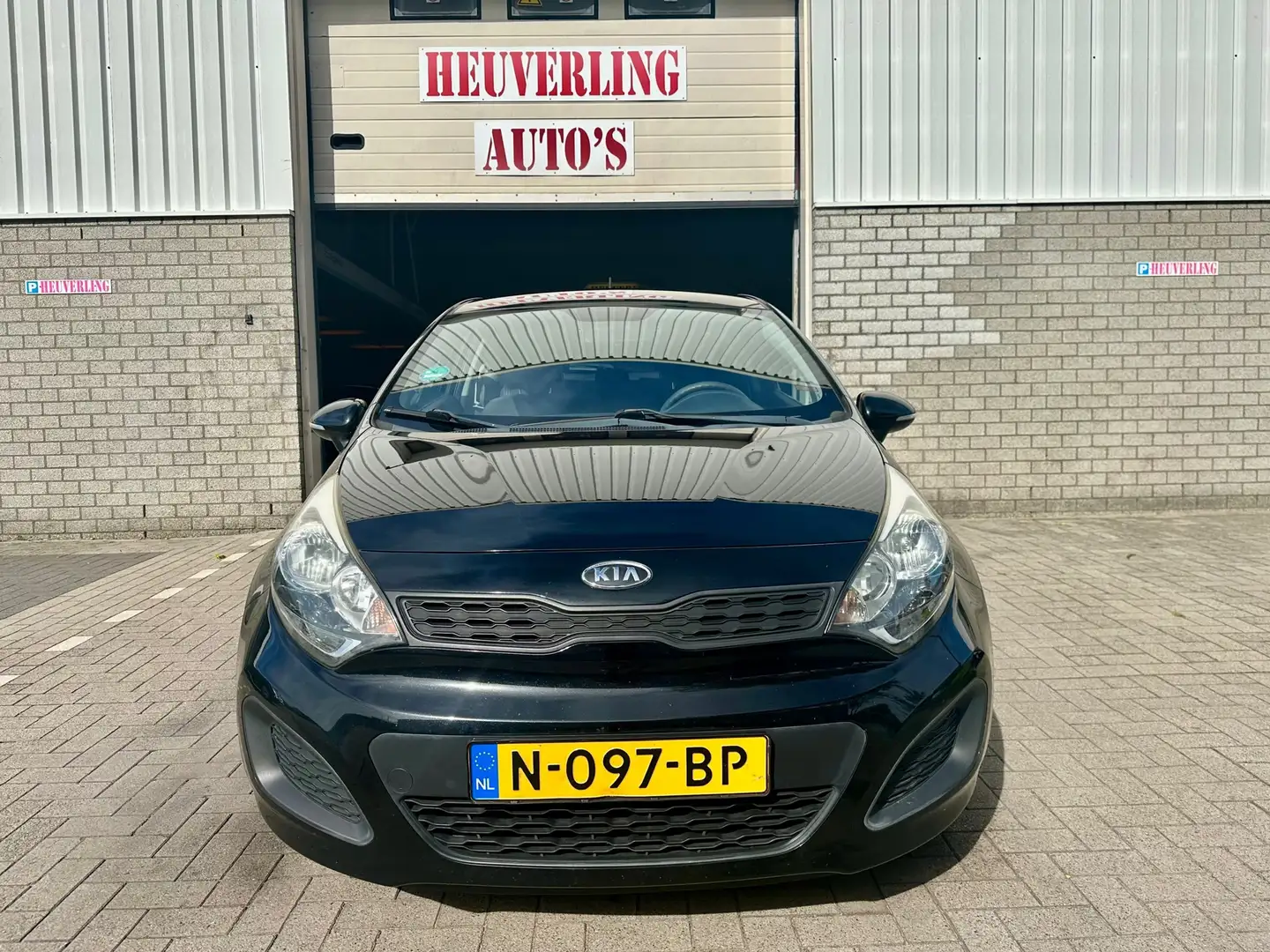 Kia Rio 1.2 CVVT Comfort Pack | Airco | APK Zwart - 2